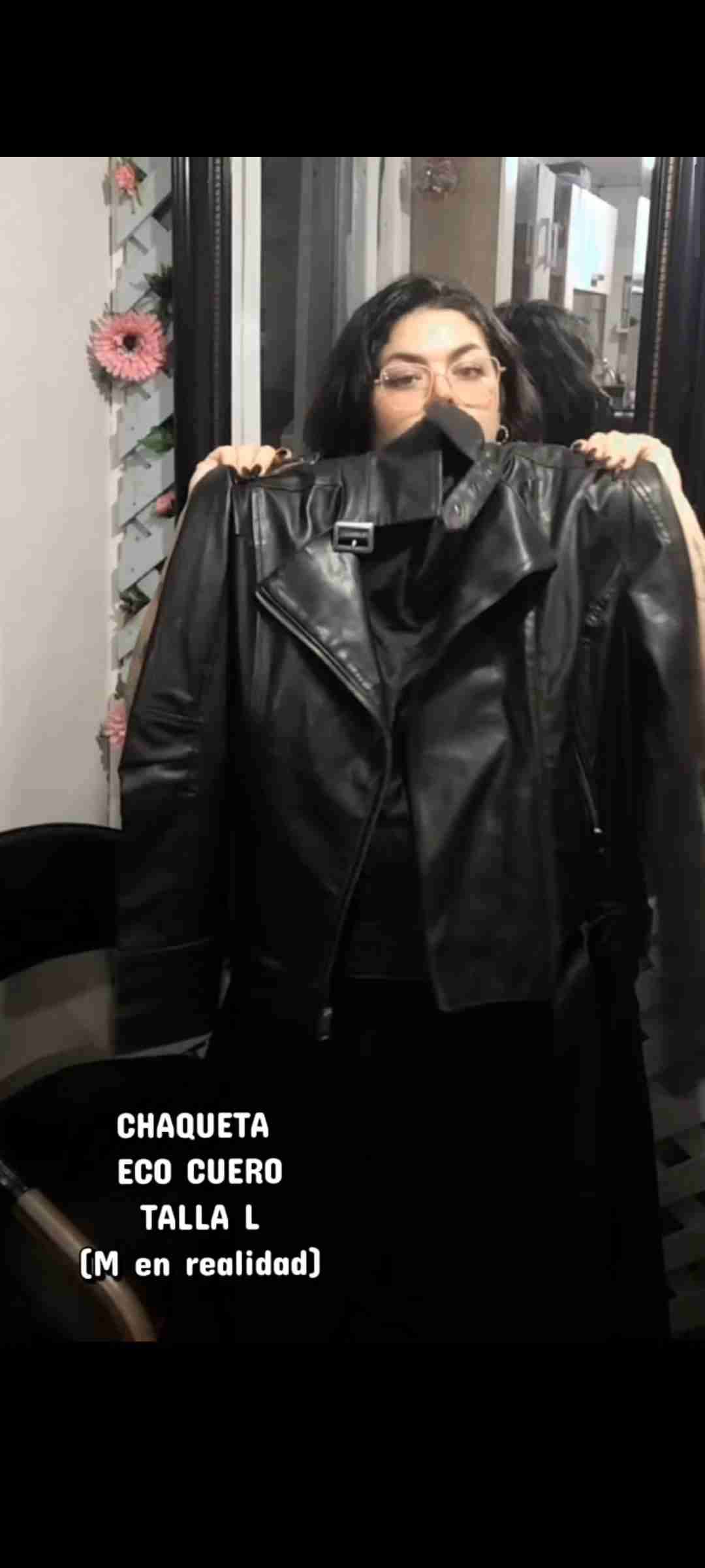 Chaqueta negra eco cuero - miniatura 1