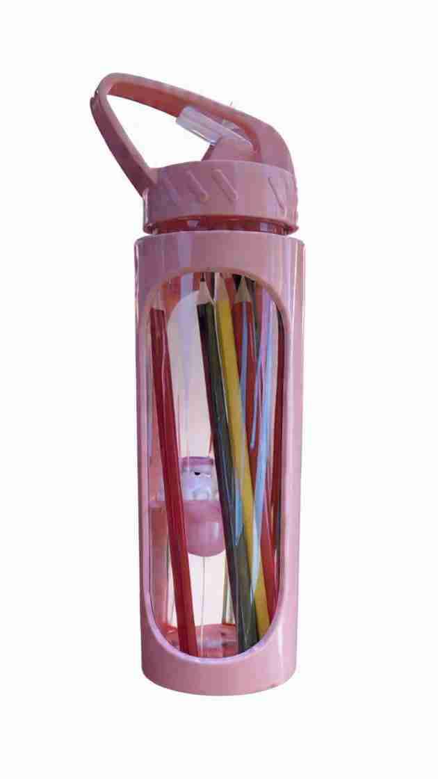 Botella rosa con bombilla, contiene lapices ,goma,