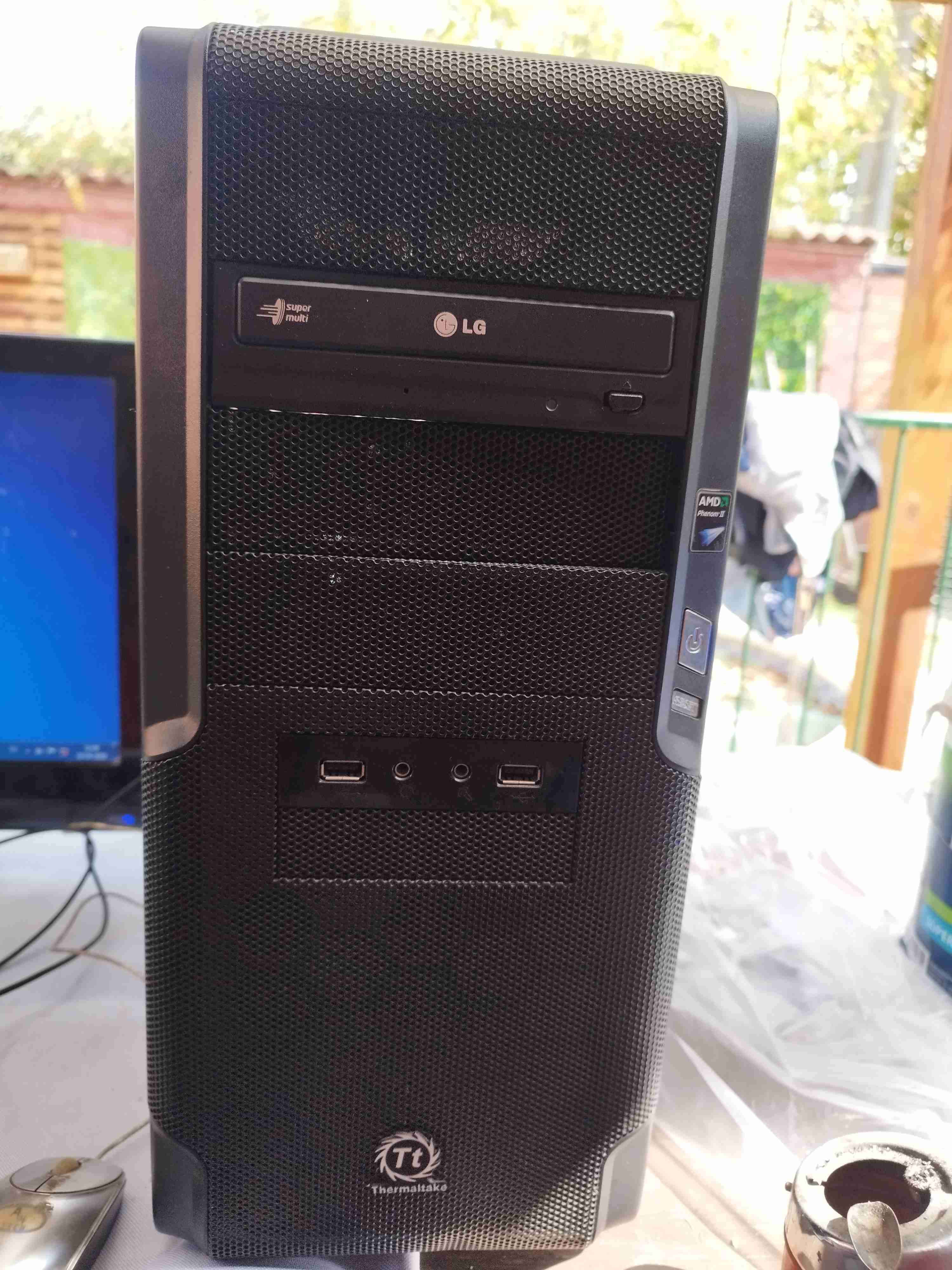 Computador teclado +silla y escritorio sin monitor - miniatura 4