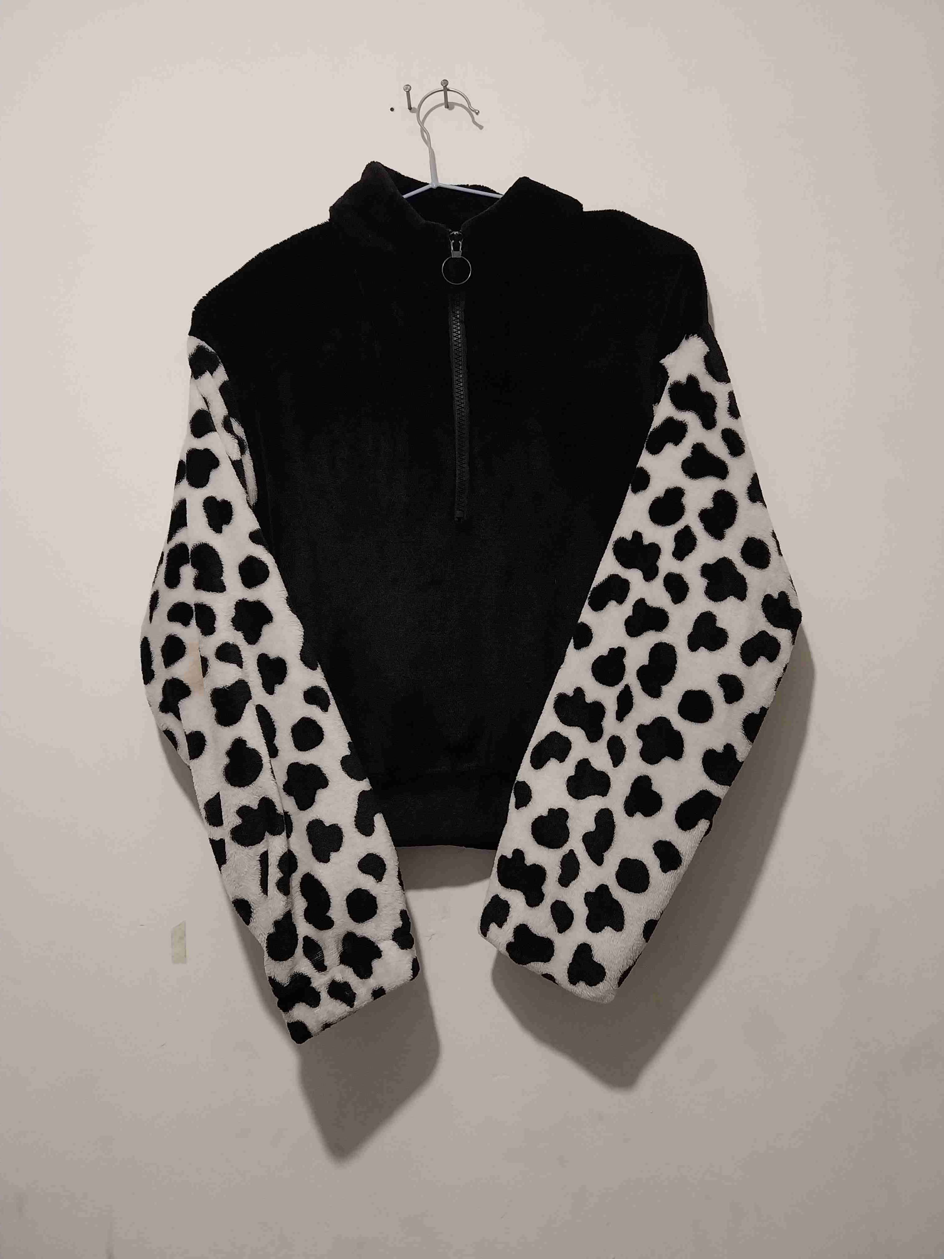 Polerón negro con mangas de vaquita - miniatura 1