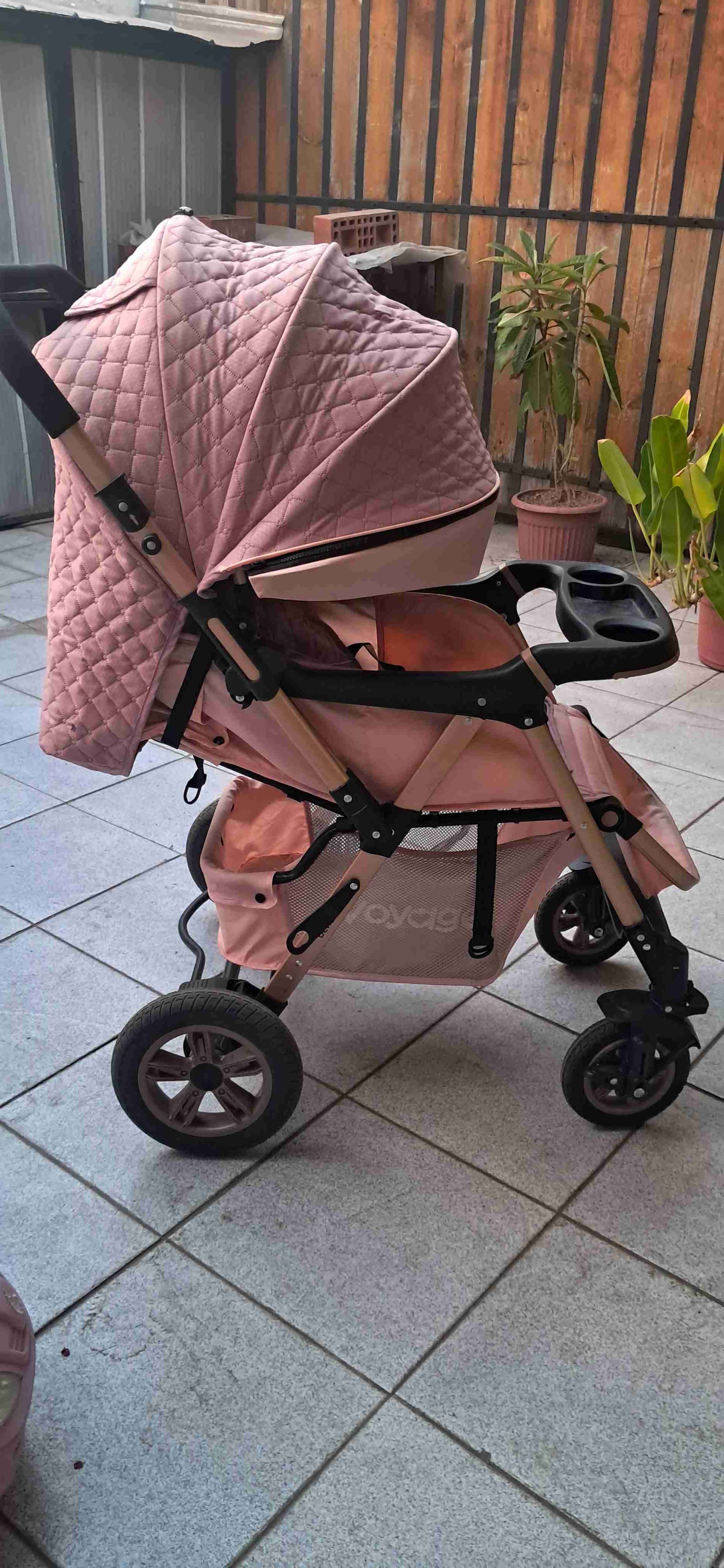 Coche de bebé rosado - miniatura 1