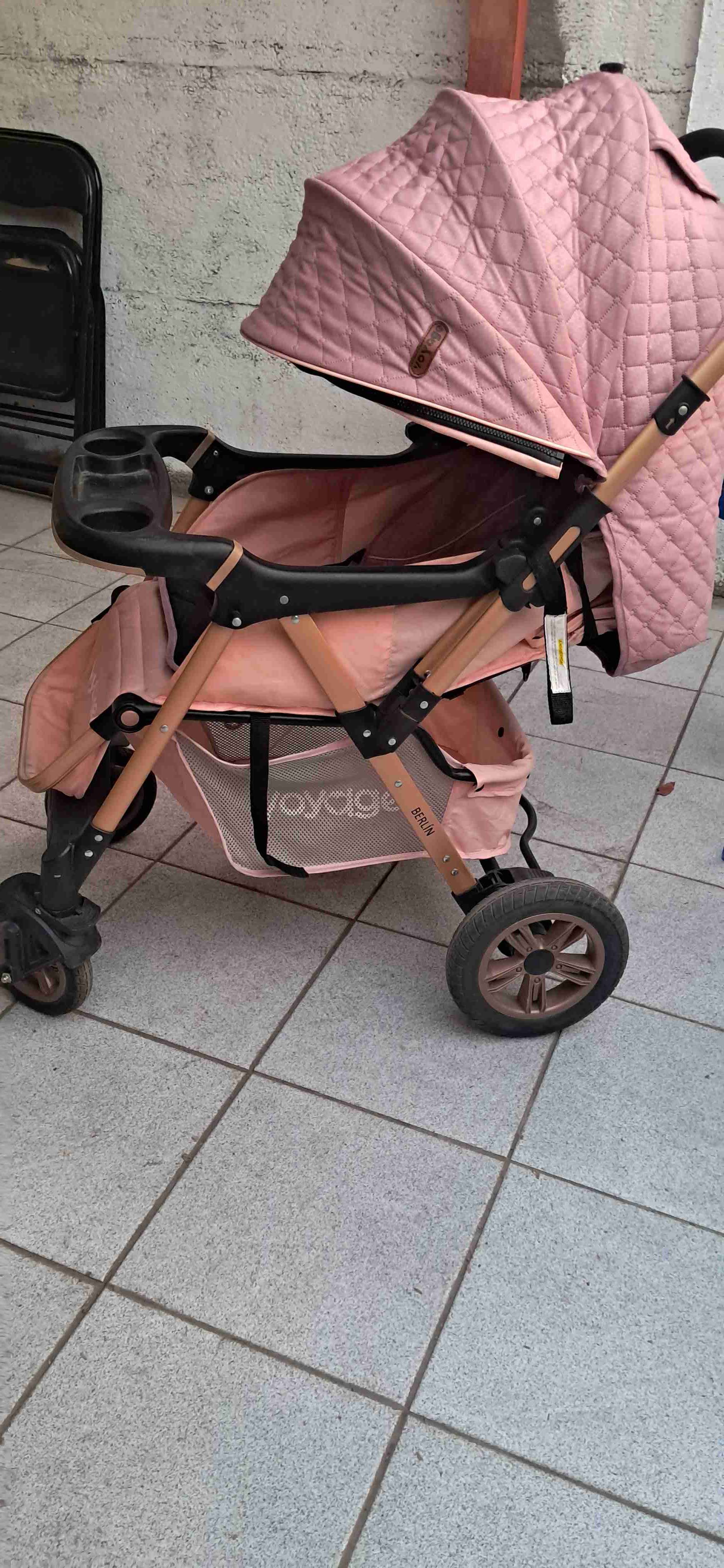 Coche de bebé rosado - miniatura 2