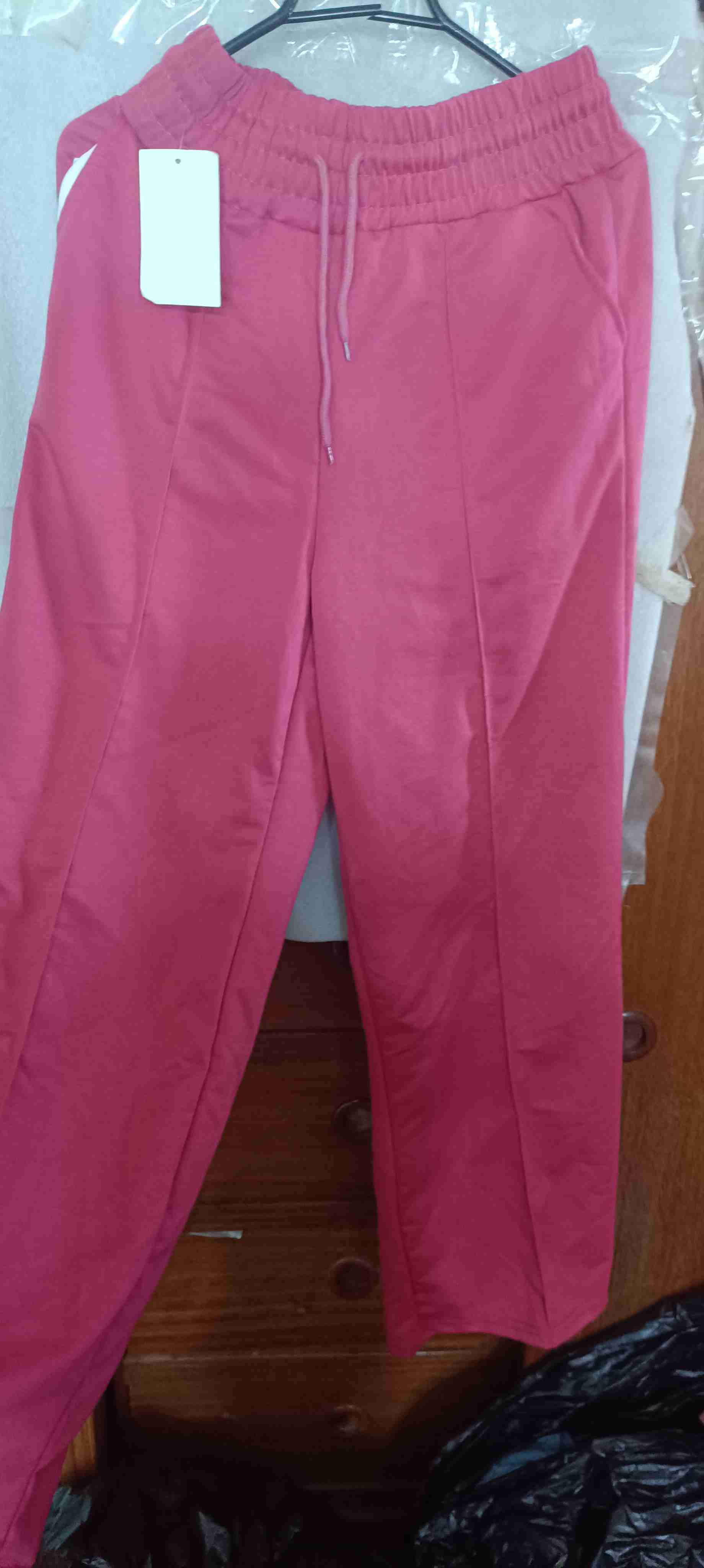 Conjunto deportivo beige y leopardo - miniatura 2