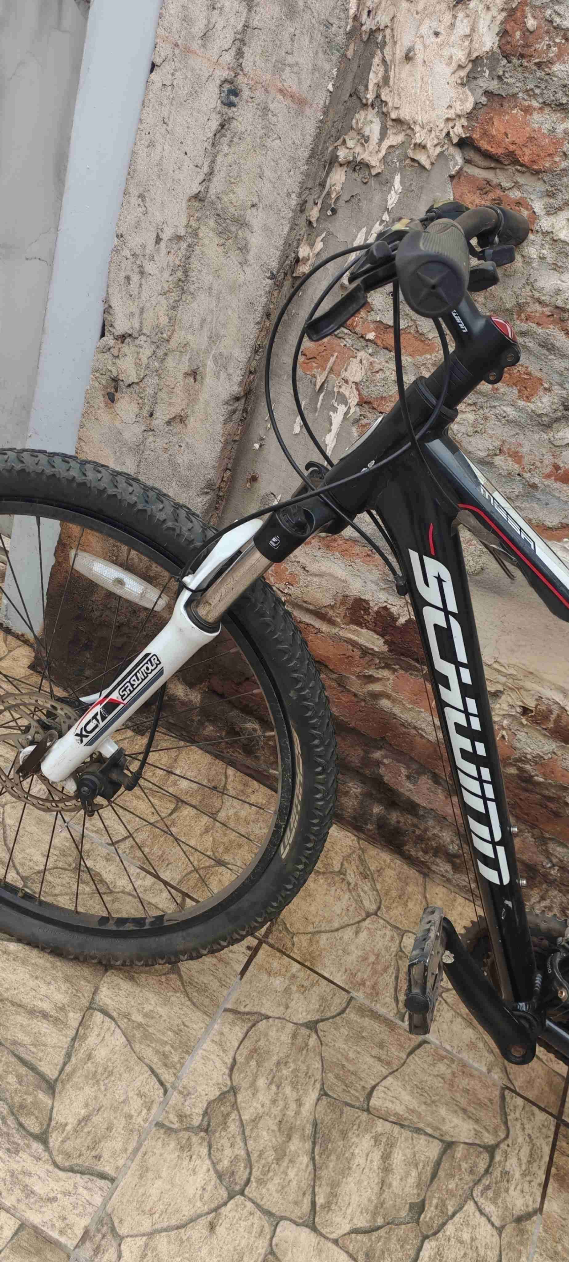 Bicicleta montaña Schwinn negra - 2