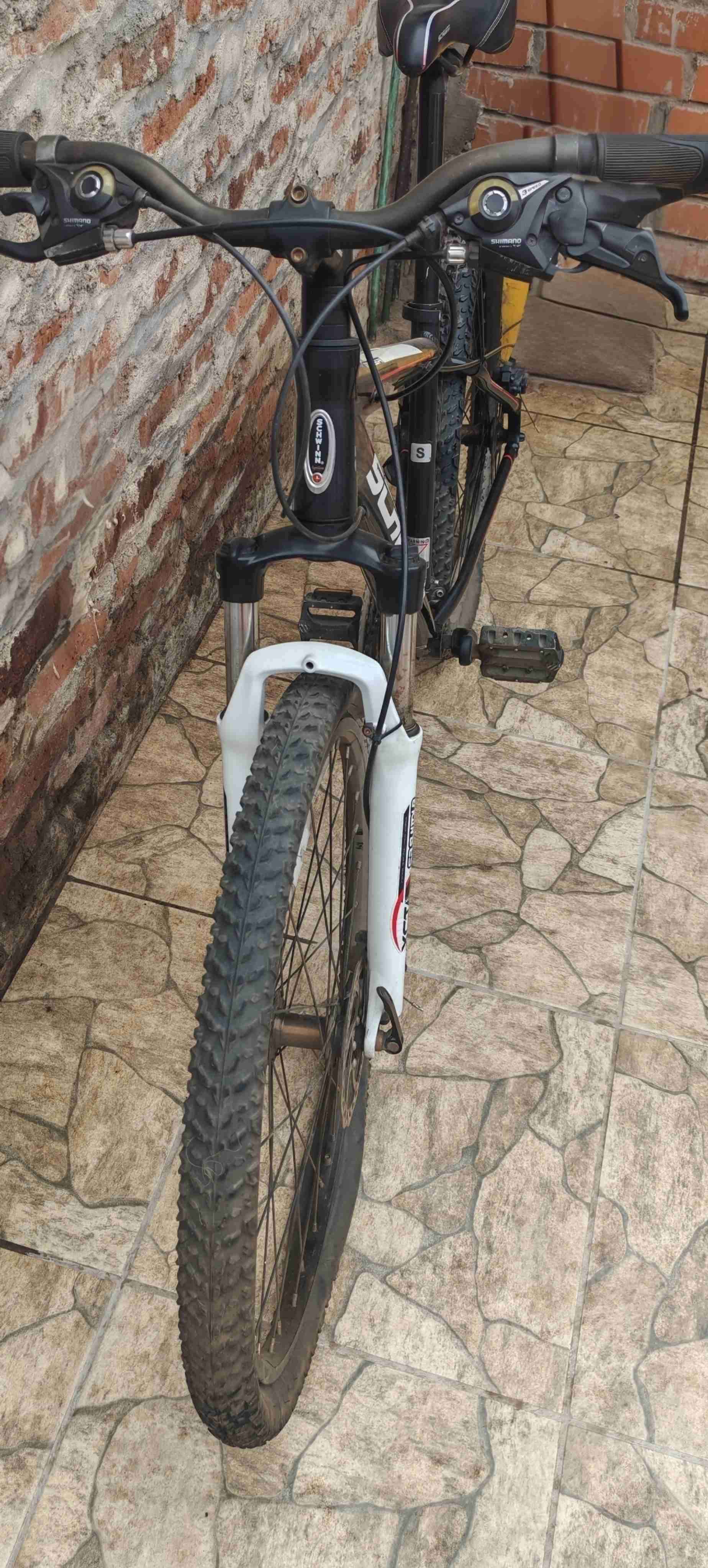 Bicicleta montaña Schwinn negra - 4