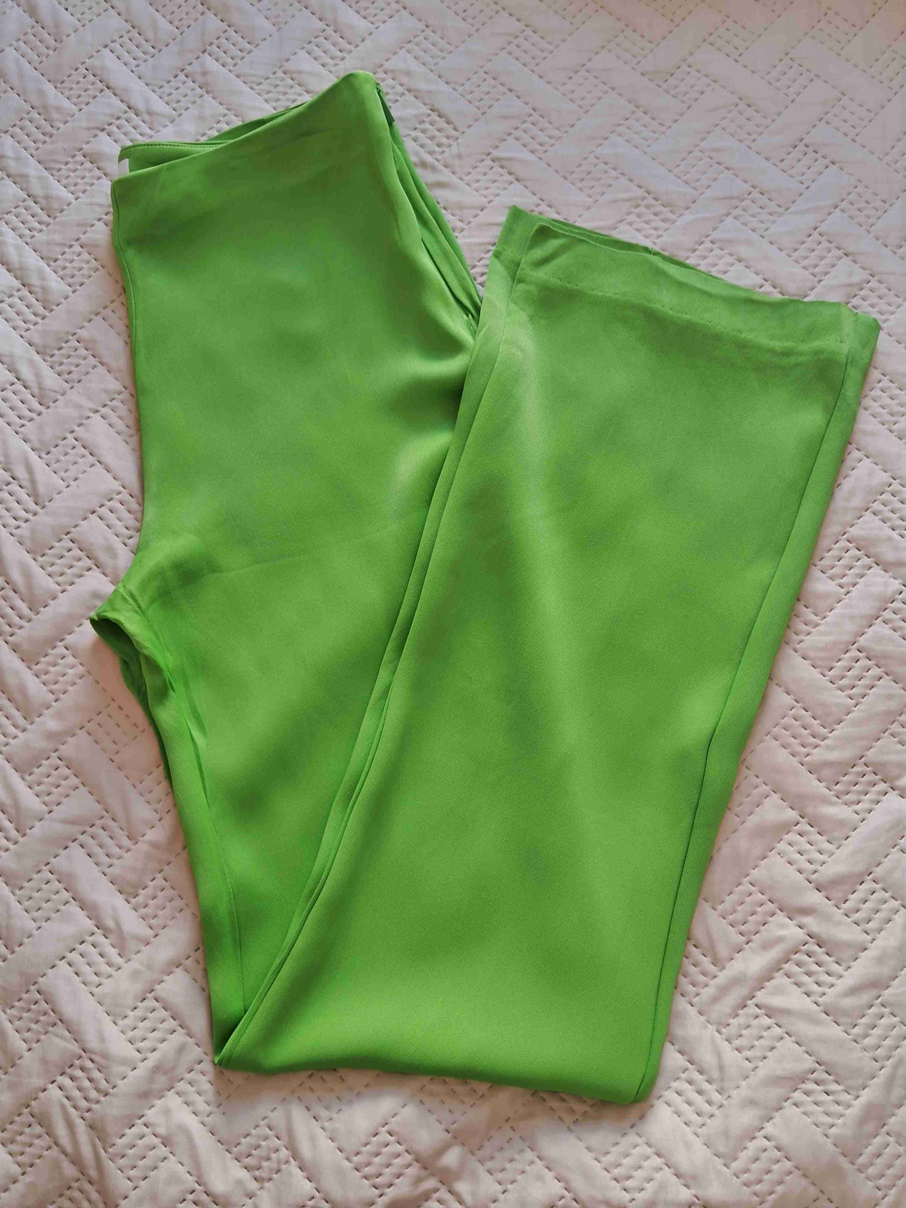 Pantalones verdes elegantes - miniatura 1