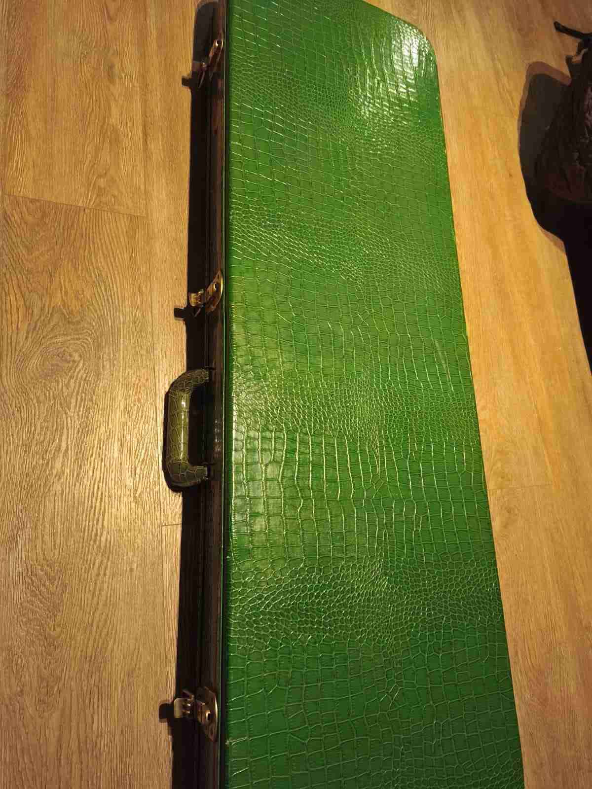 Bajo eléctrico clásico negro - miniatura 2