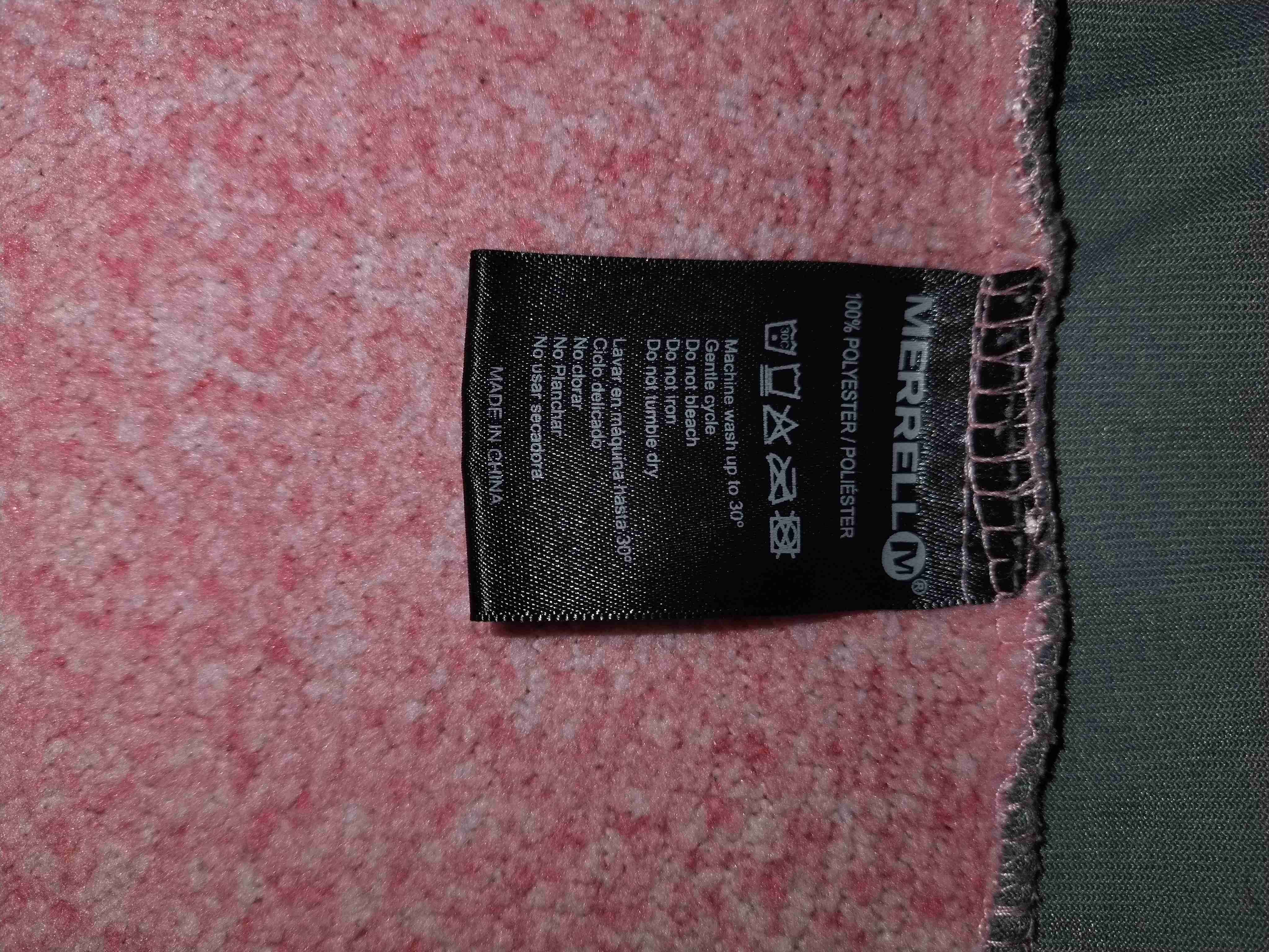 Polerón rosado con capucha Merrell - miniatura 4