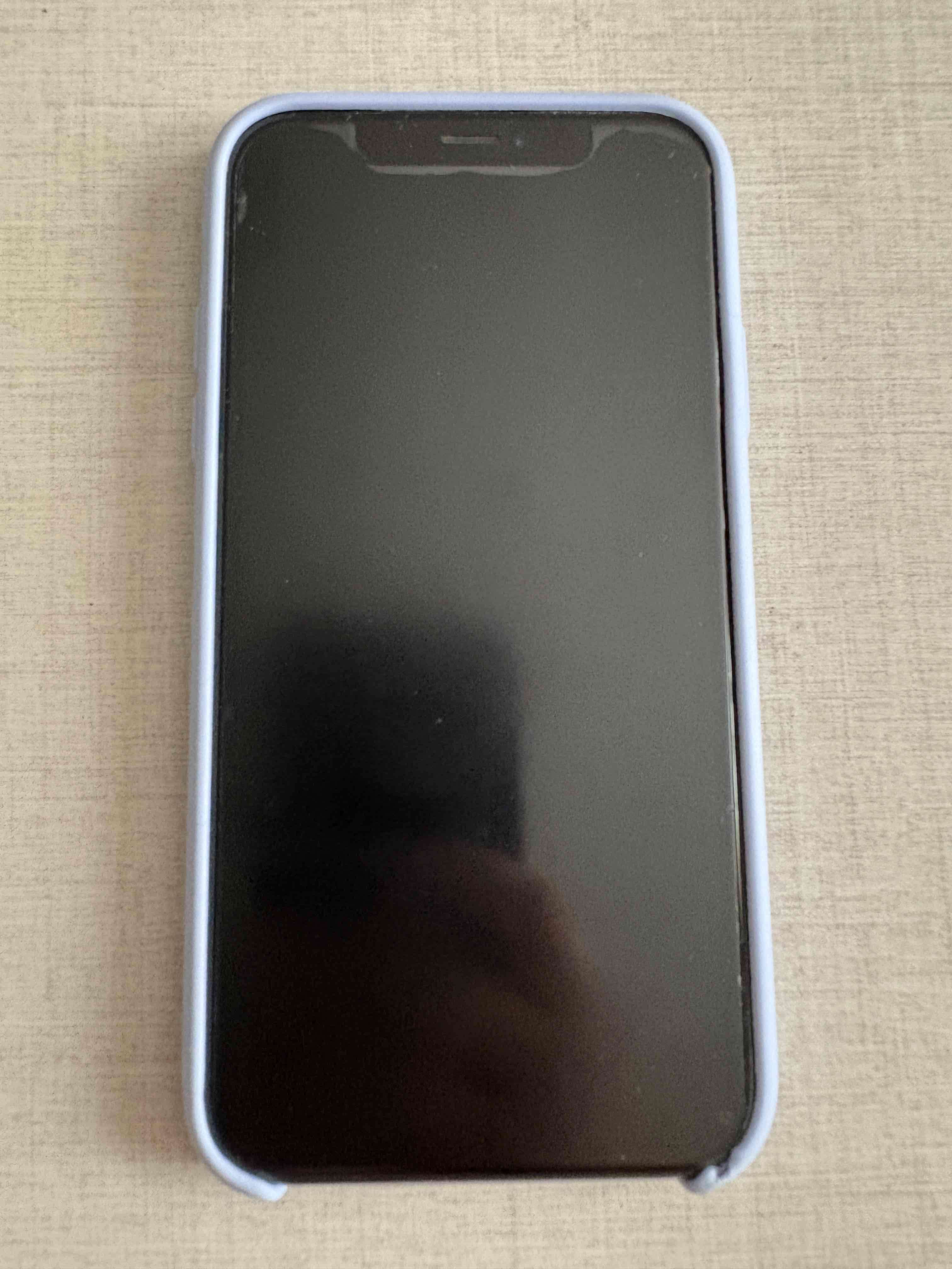 iPhone XR 64gb con funda - miniatura 1