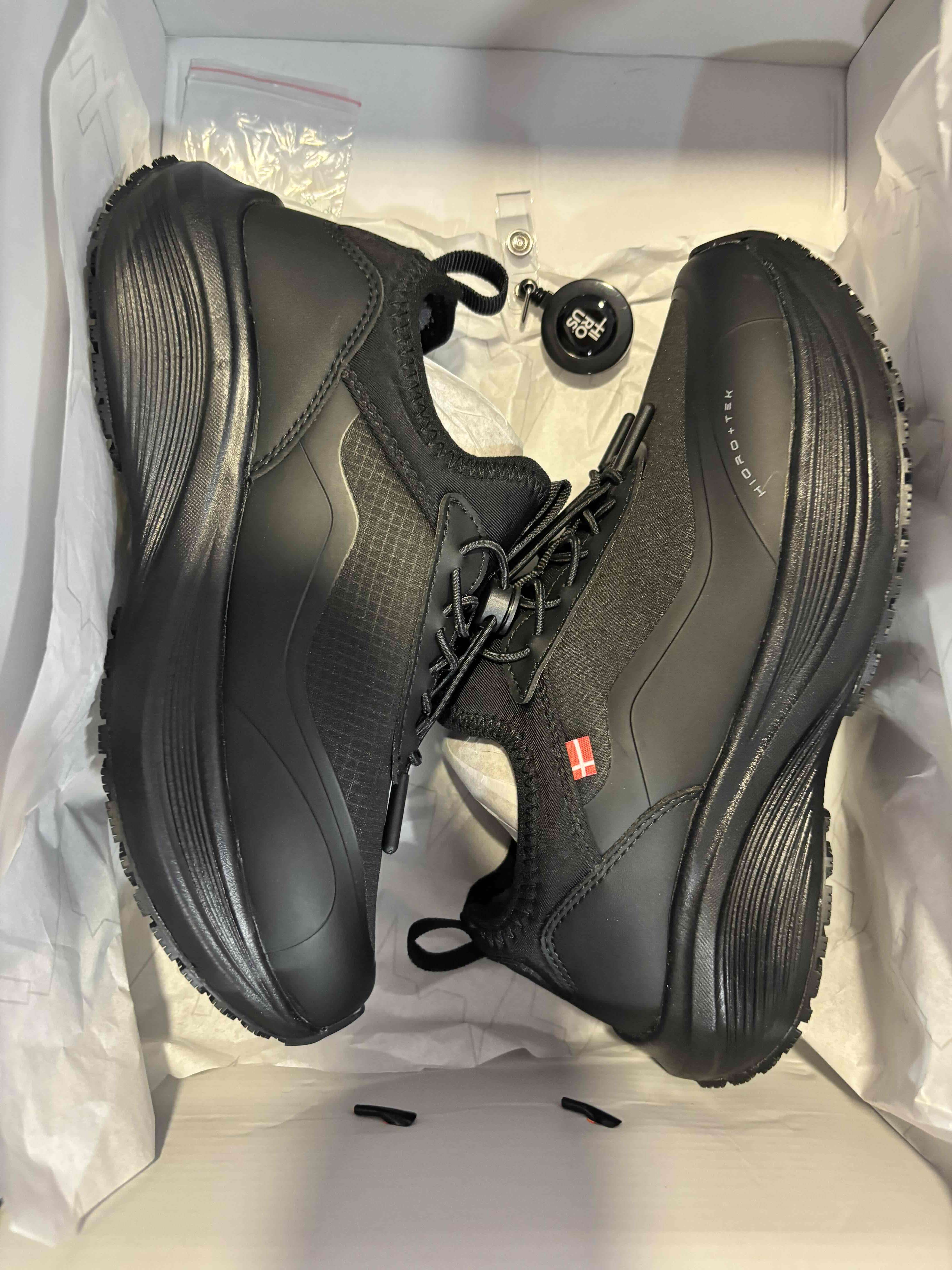 Zapatillas Hirous negras - miniatura 5