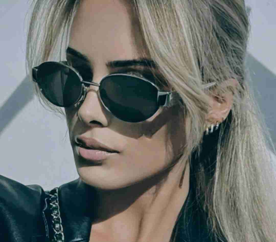 Gafas de sol modernas negras - 1