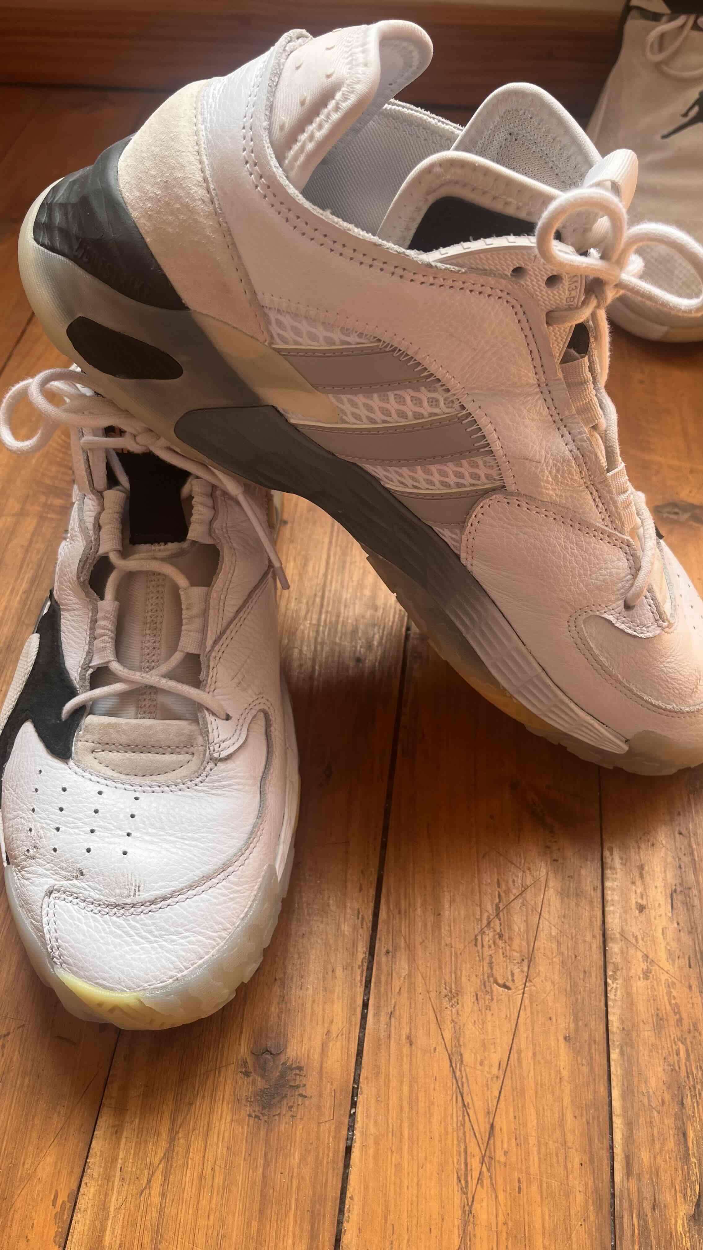 Zapatillas Basketball Adidas - 5