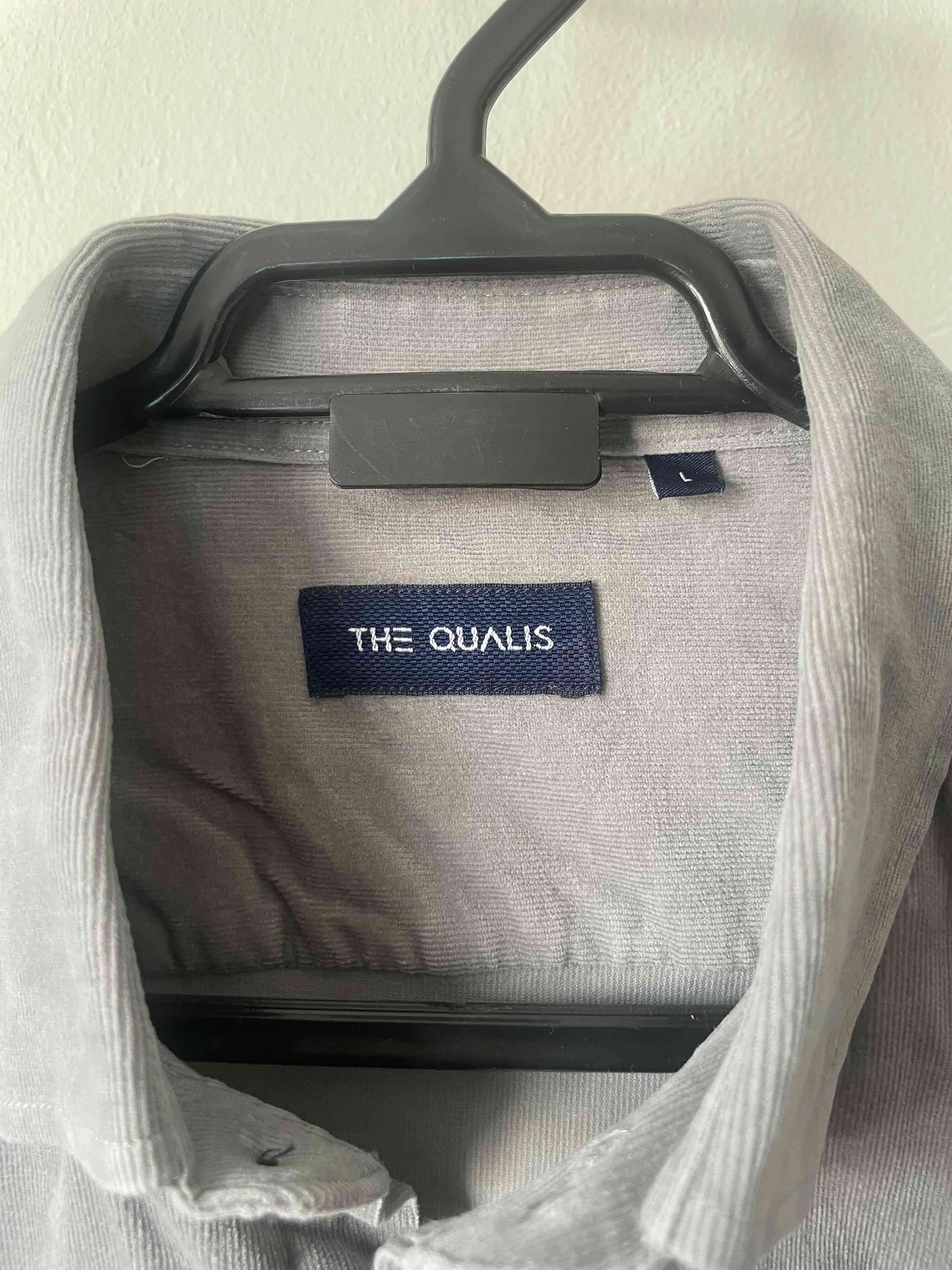 Camisa gris de hombre - miniatura 3