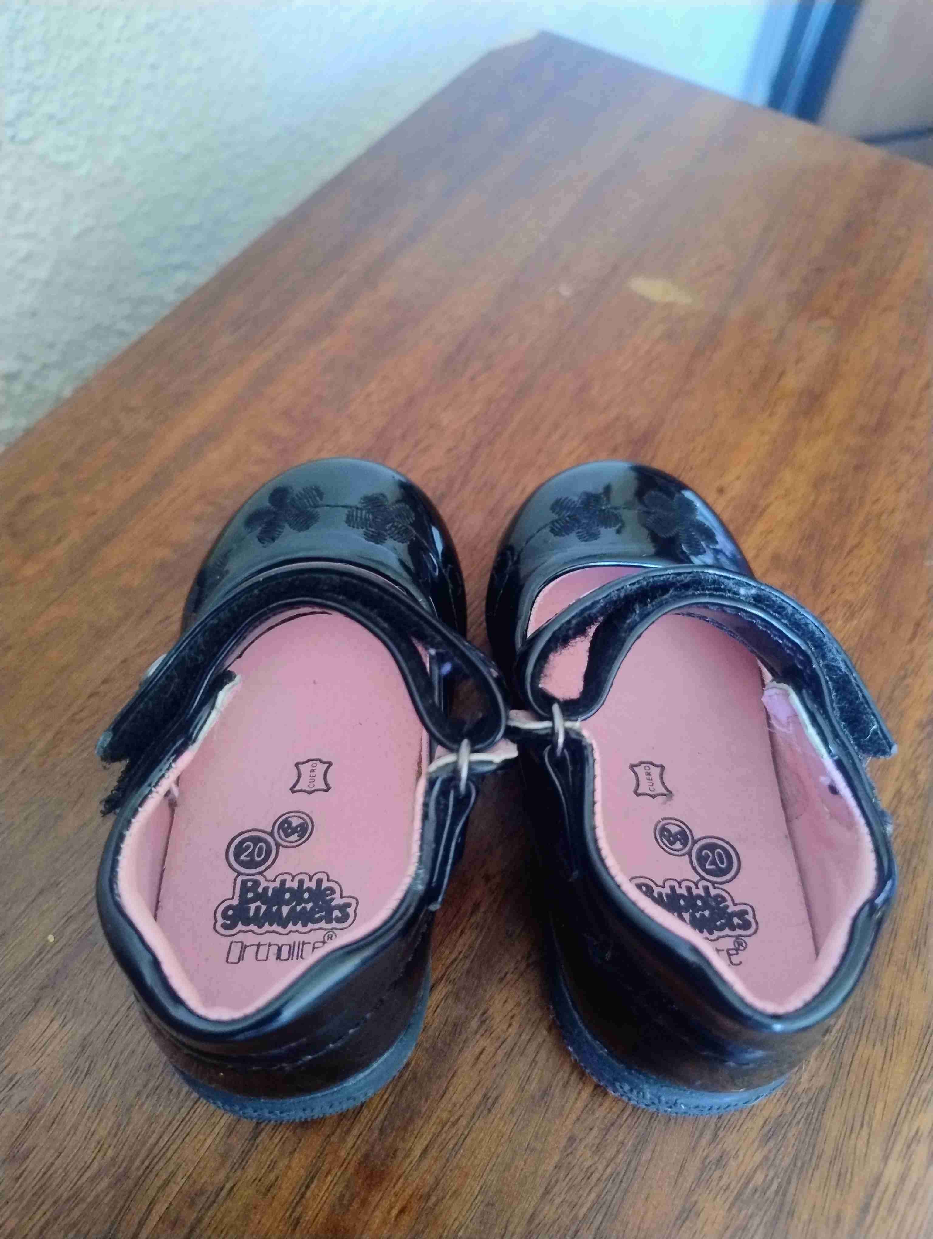 Zapatos charol talla 20 Bubblegummers - miniatura 3
