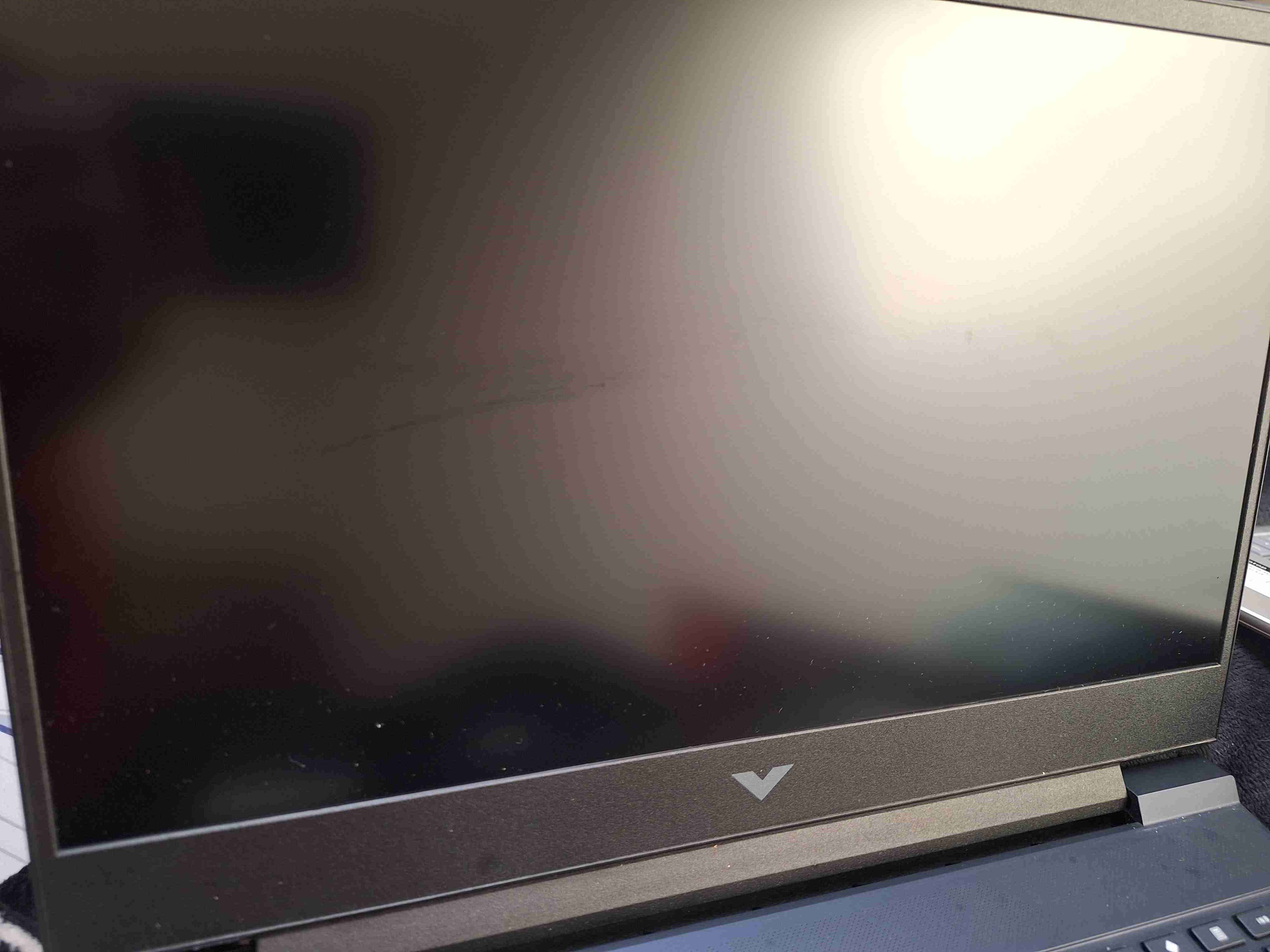 Laptop gaming HP Victus - miniatura 2