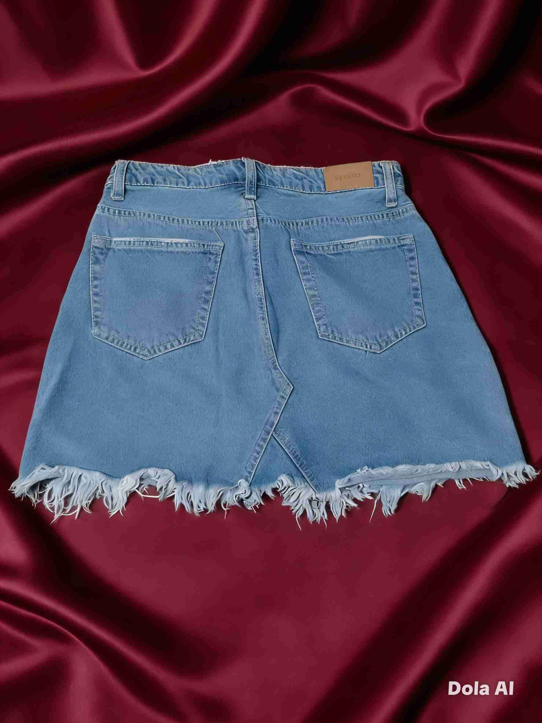 Falda de mezclilla deshilachados - miniatura 1