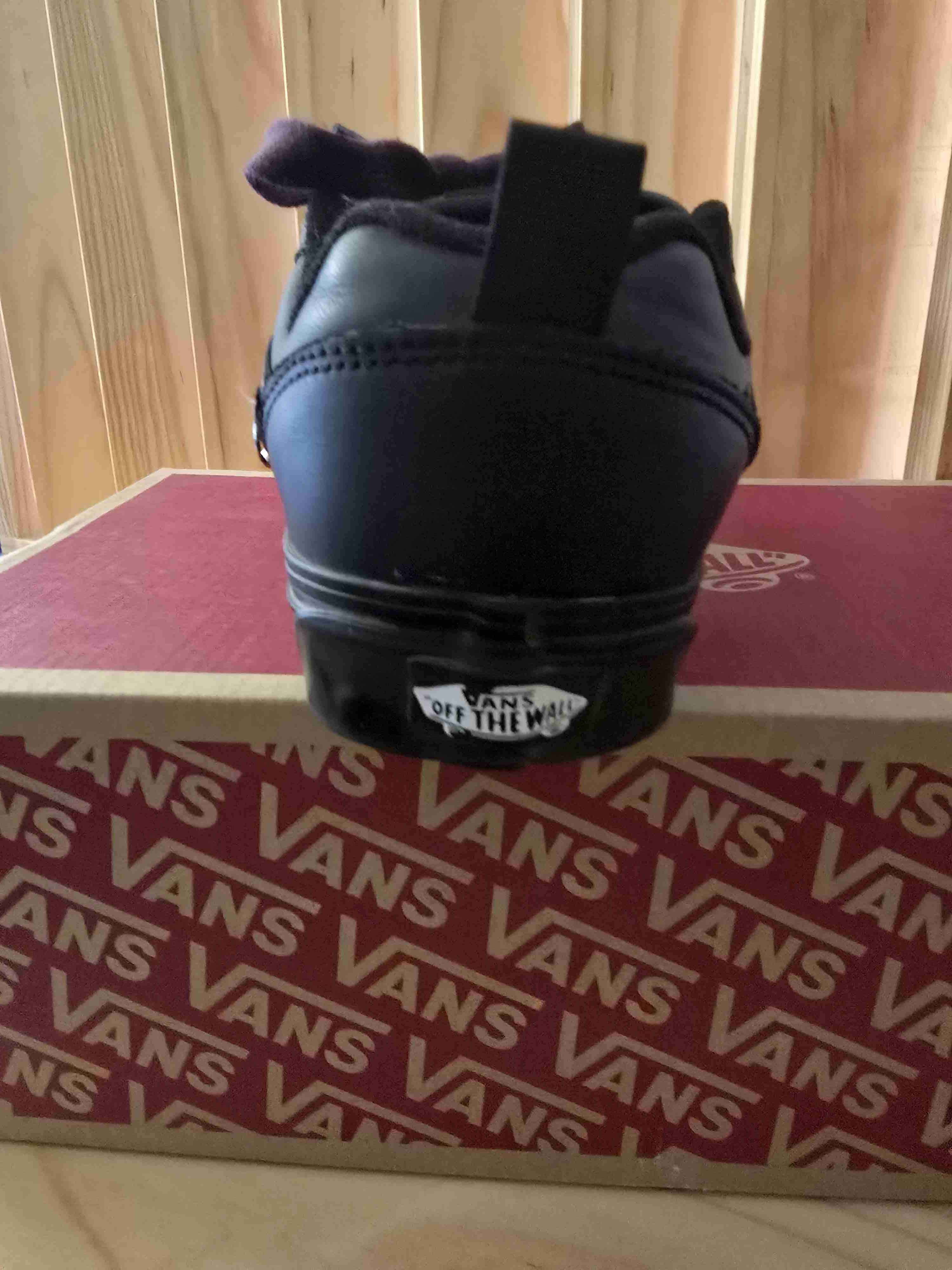 Zapatillas negras Vans con detalles - miniatura 4