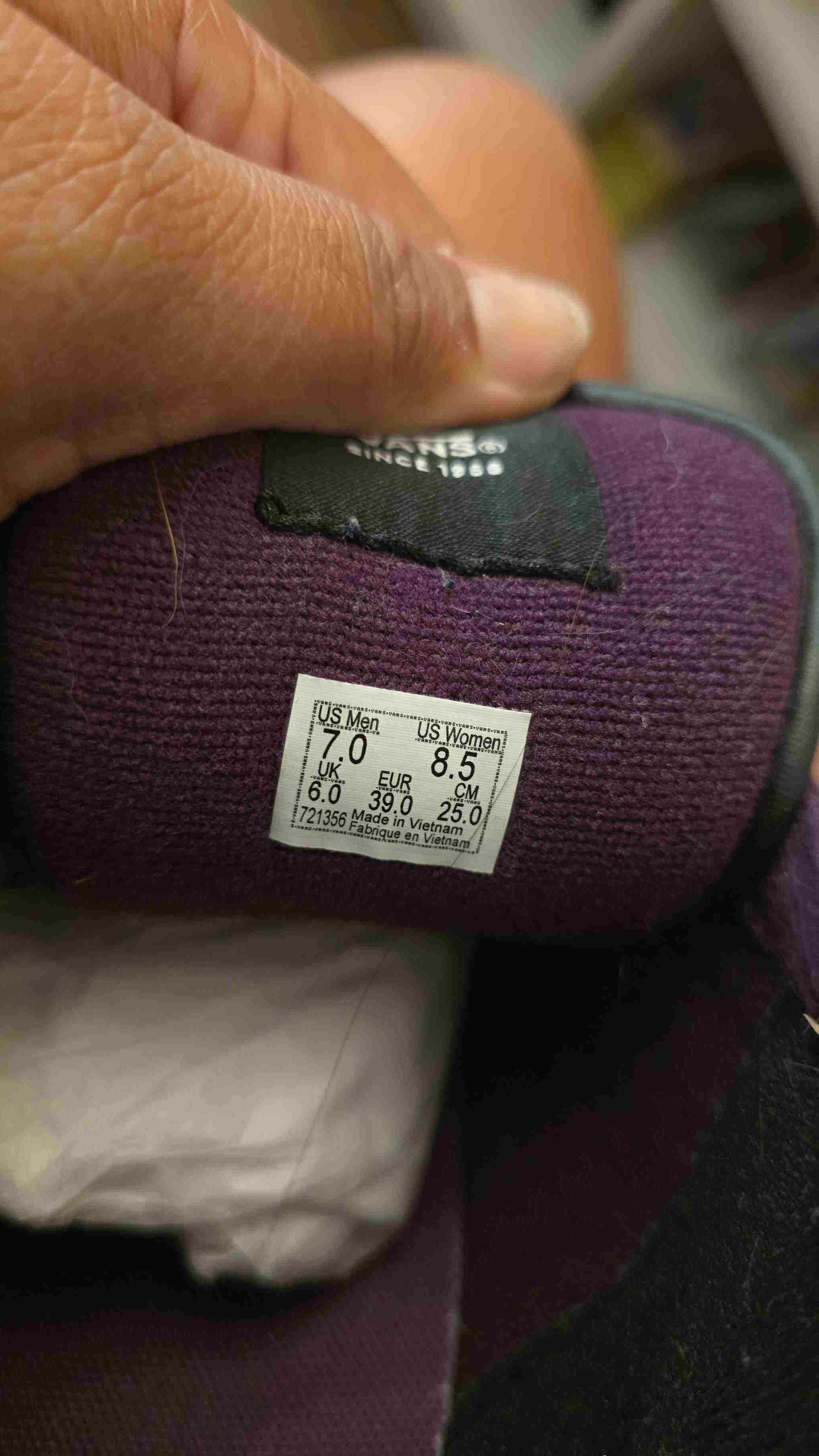 Zapatillas negras Vans con detalles - miniatura 5