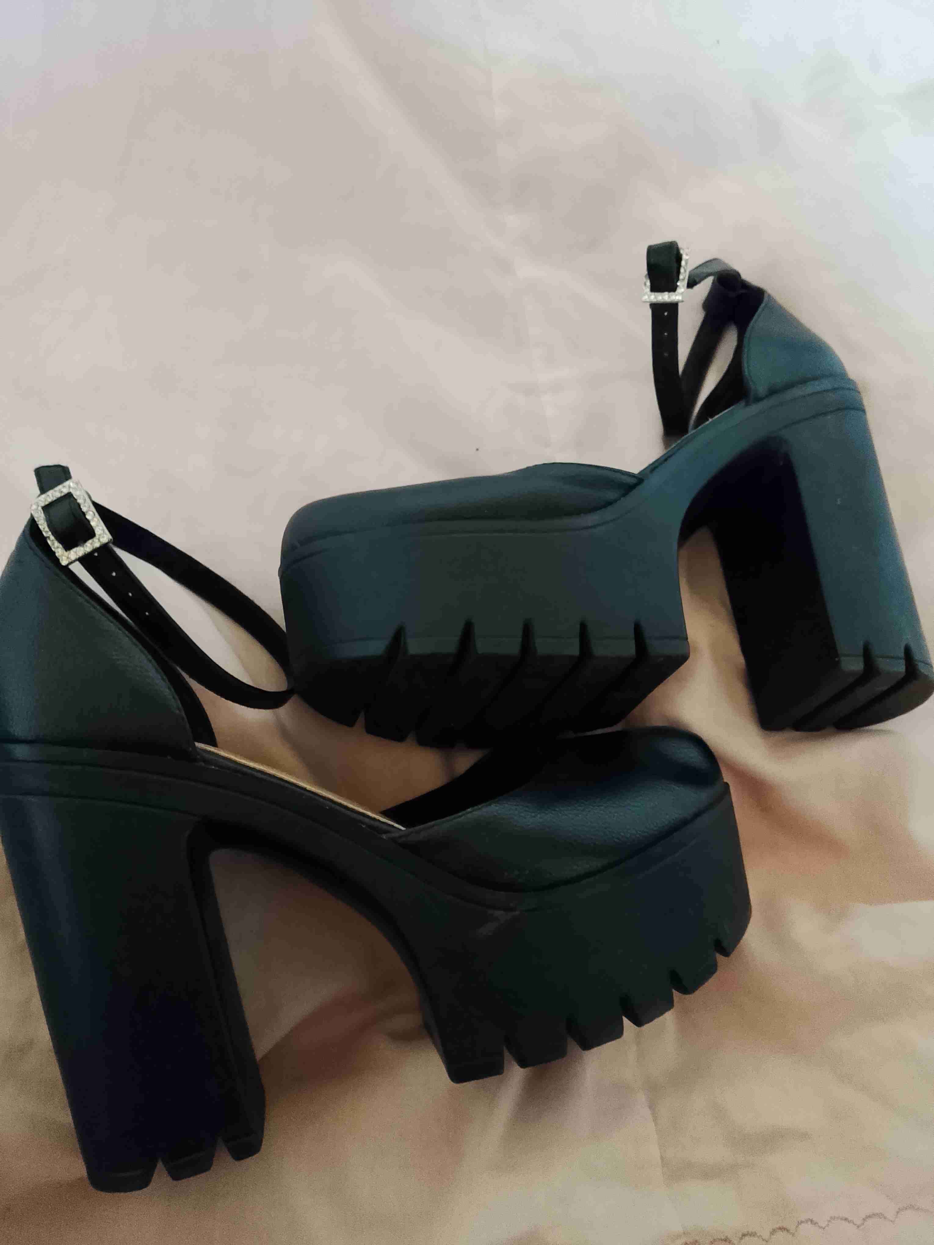 Zapatos de tacón alto negro - miniatura 1