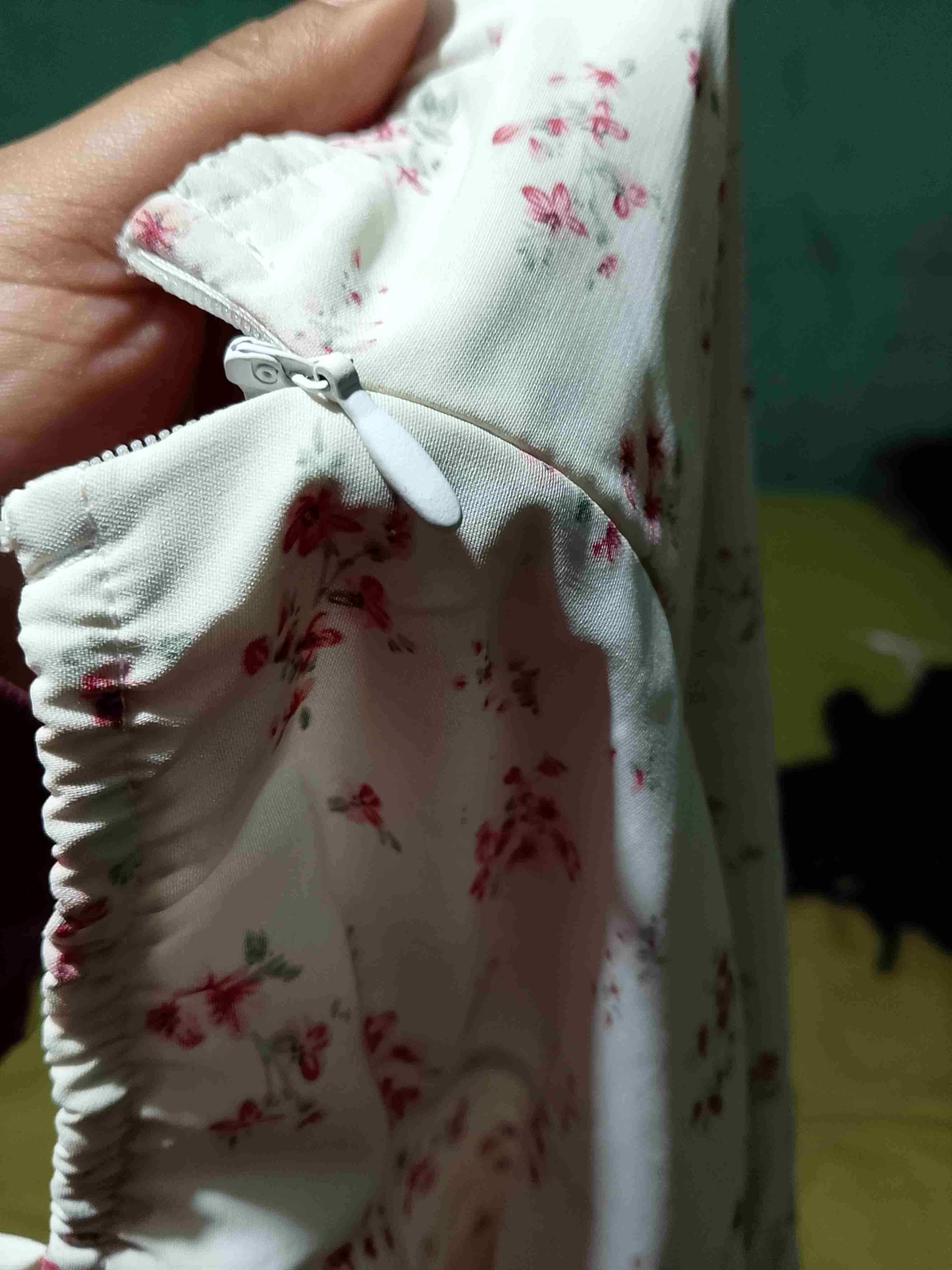 Vestido blanco con flores pequeñas - 3