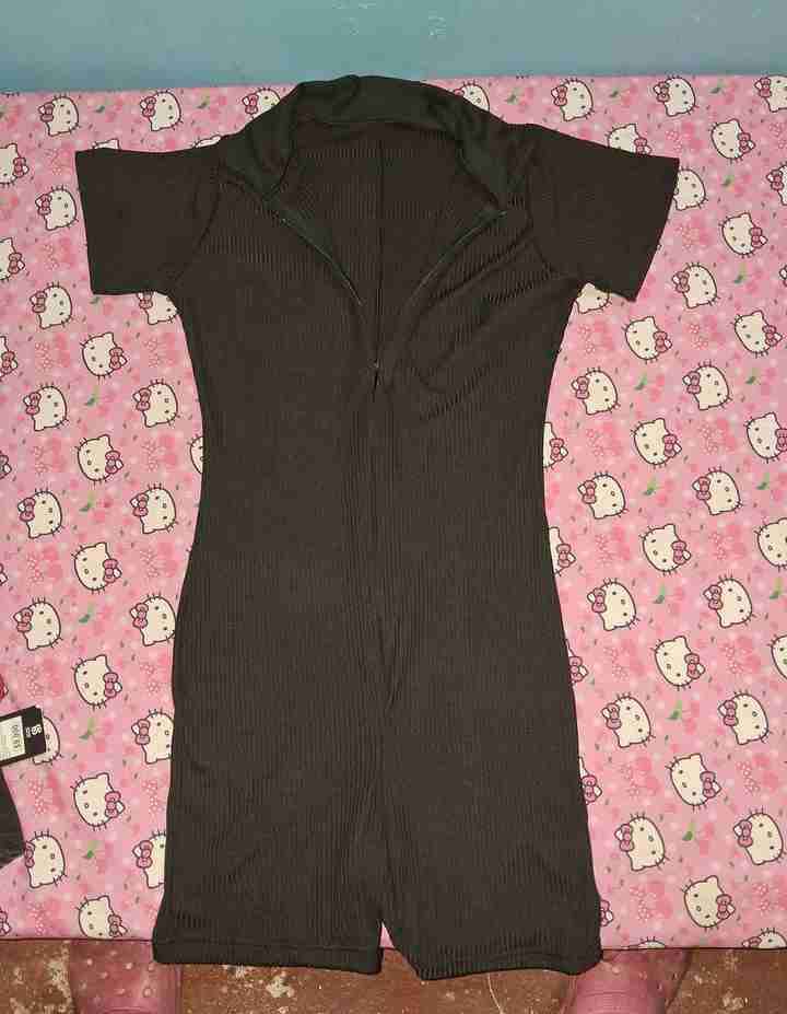 Enterito negro con cierre