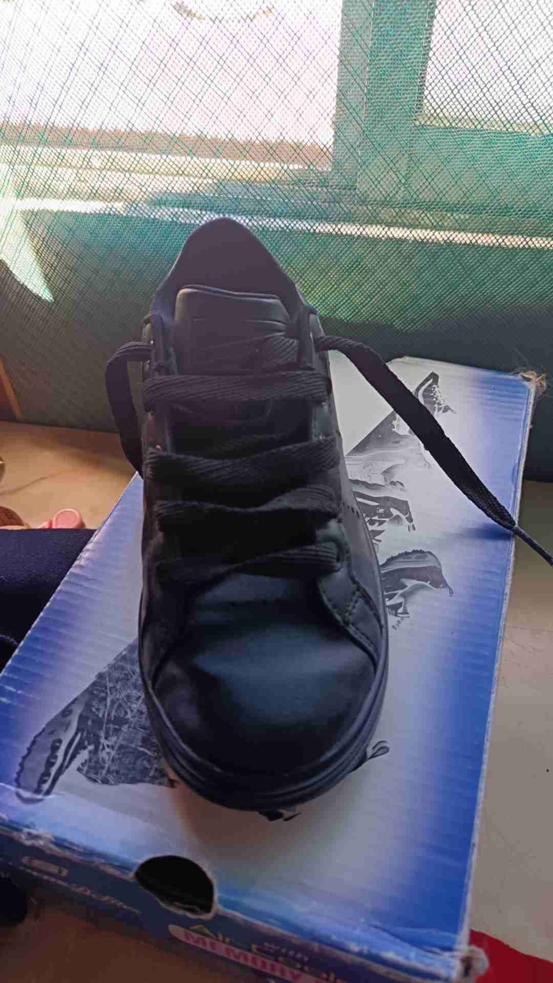 Zapatillas negras marca ekechers niña t - miniatura 1