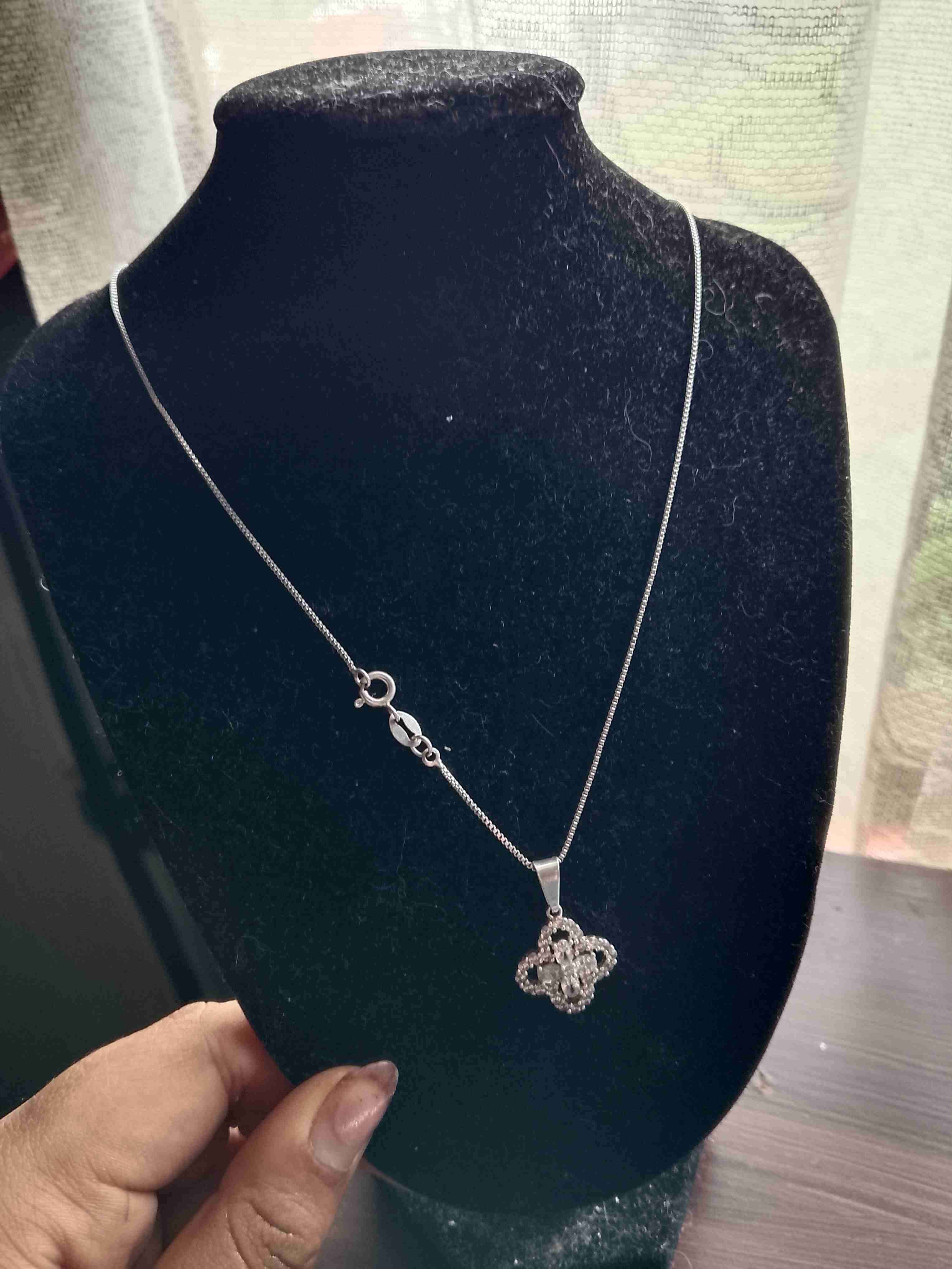 Collar de plata con dije floral - miniatura 1