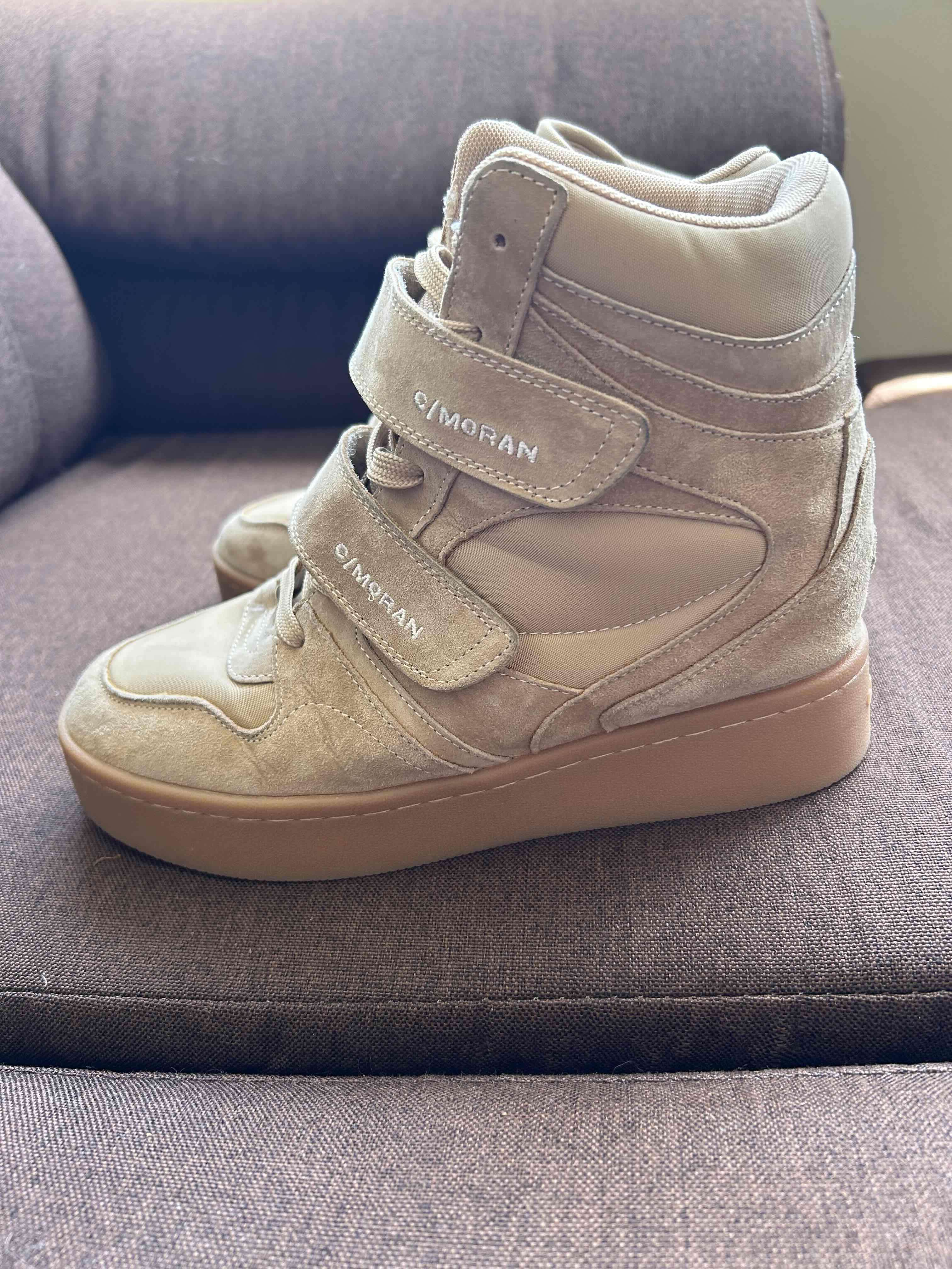 Zapatillas C/MORAN beige modernas - miniatura 3