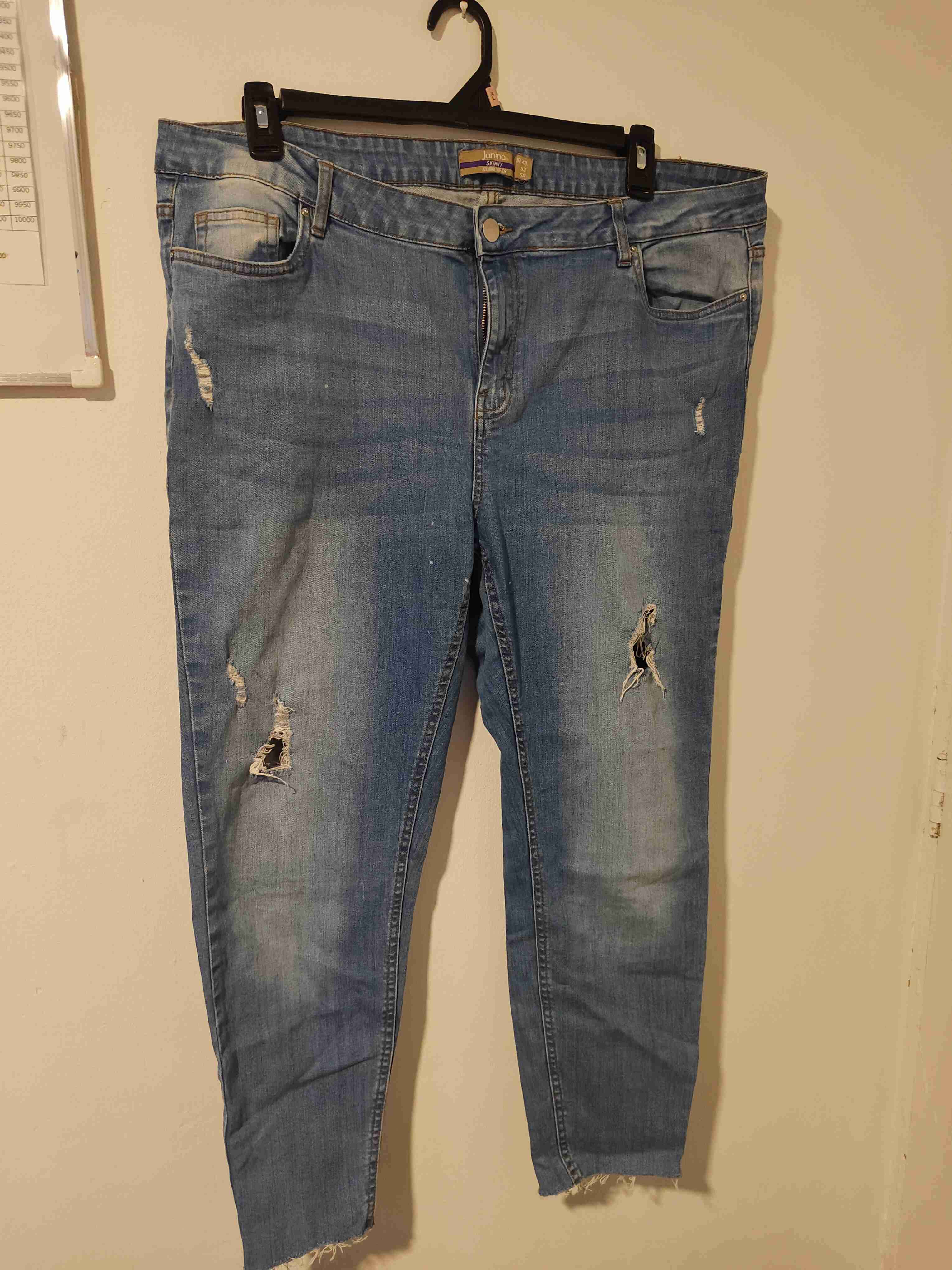 Jeans azules desgastados - miniatura 1