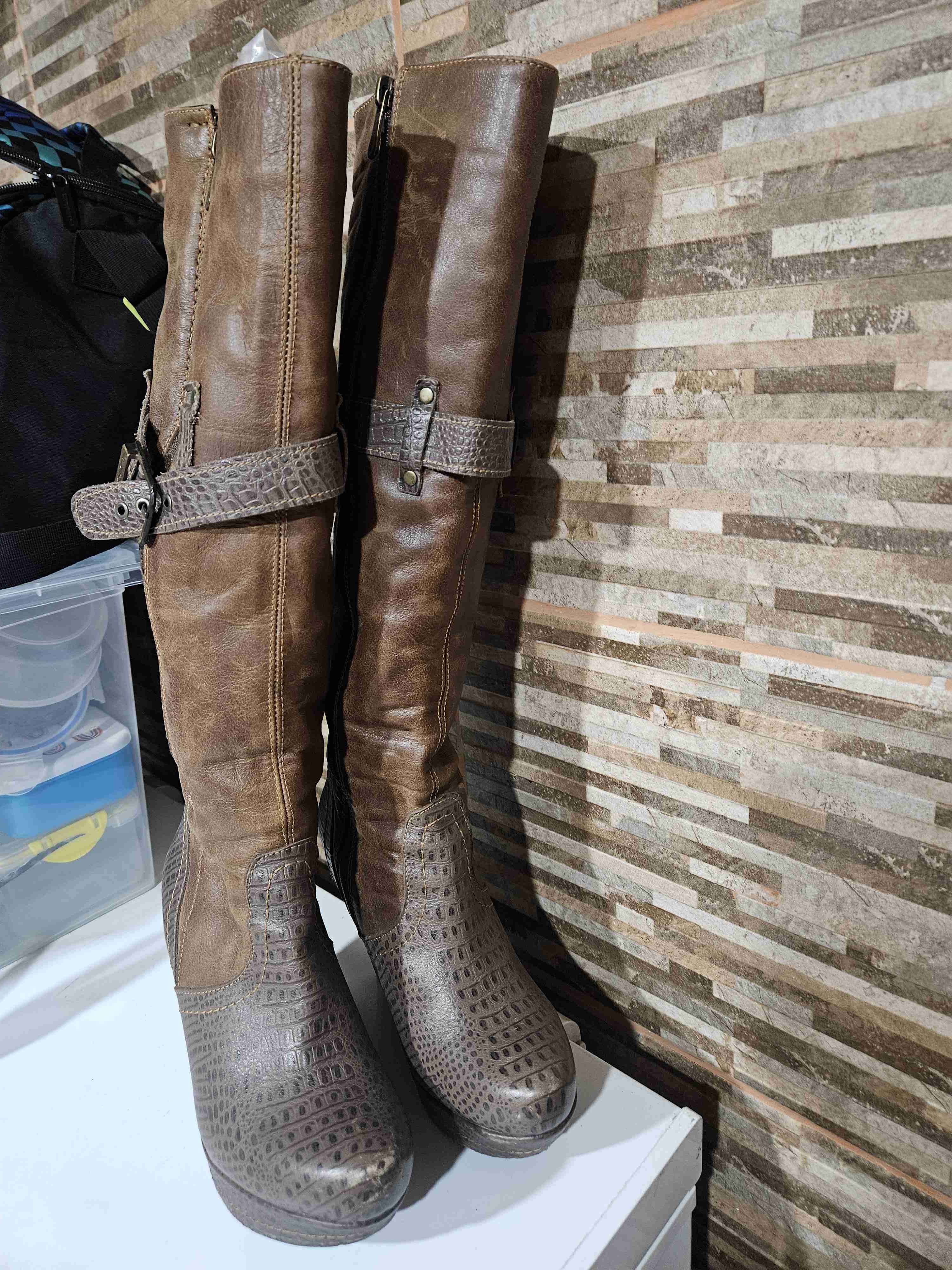 Botas largas de cuero marrón - miniatura 1