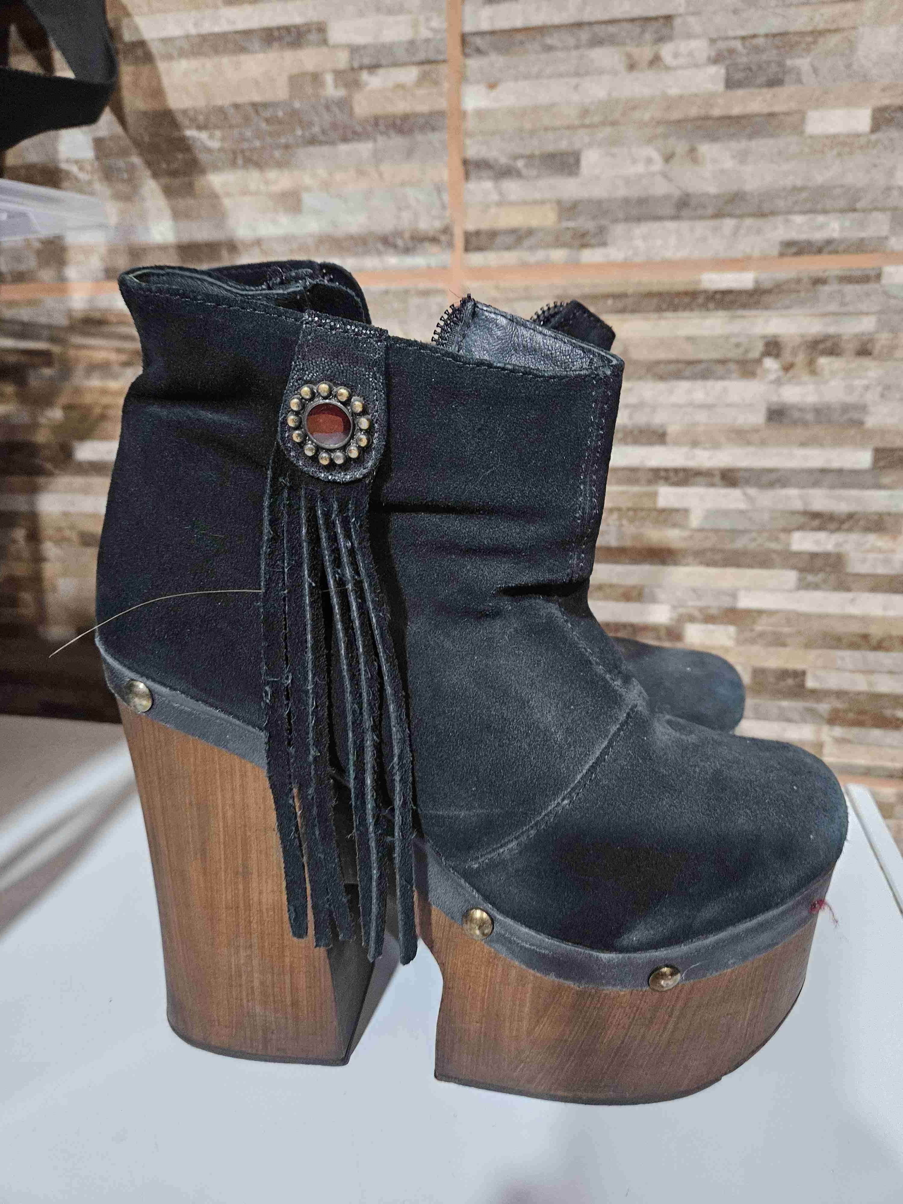 Botas largas de cuero marrón - miniatura 2