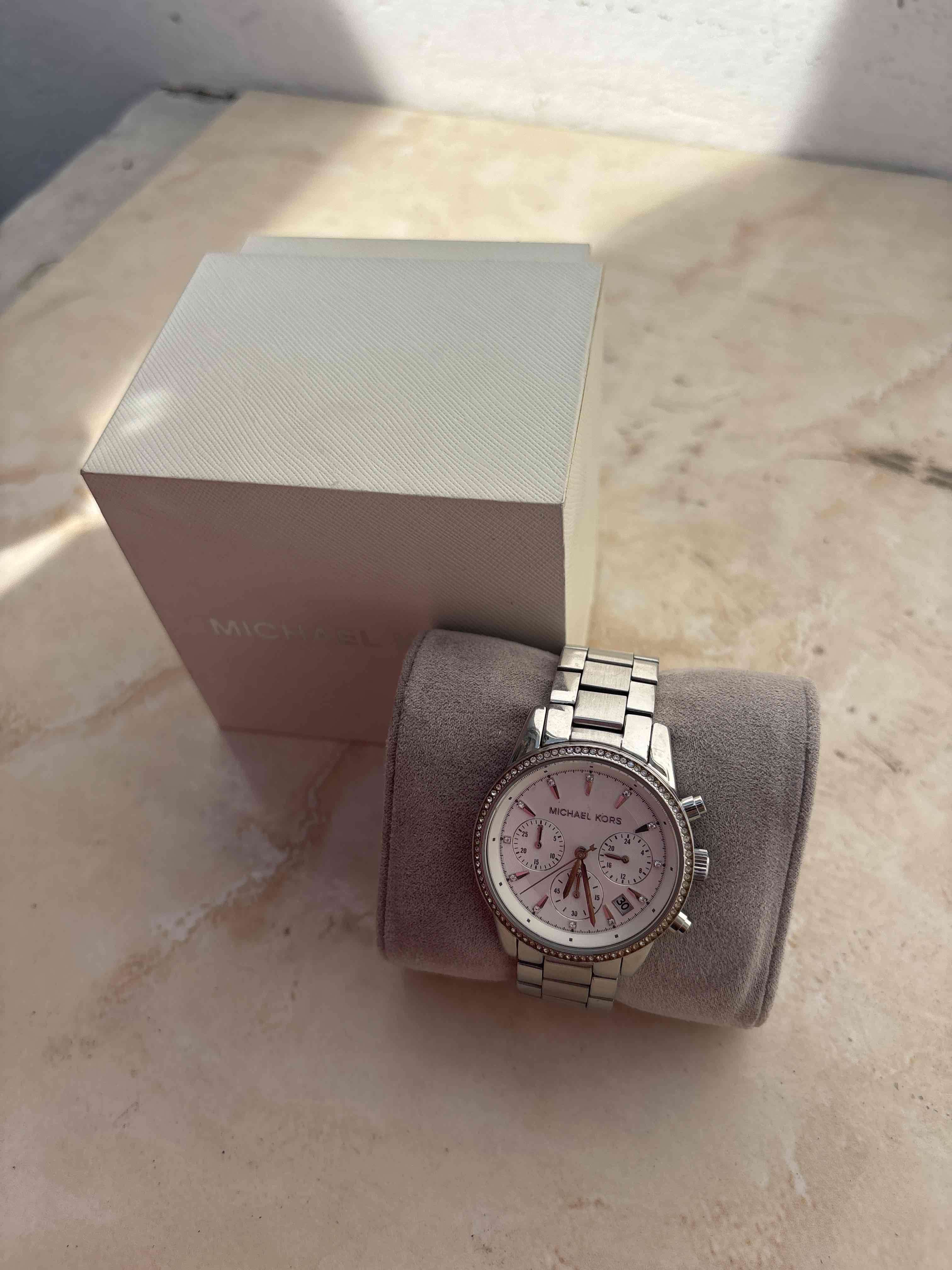 Reloj Michael Kors - miniatura 2