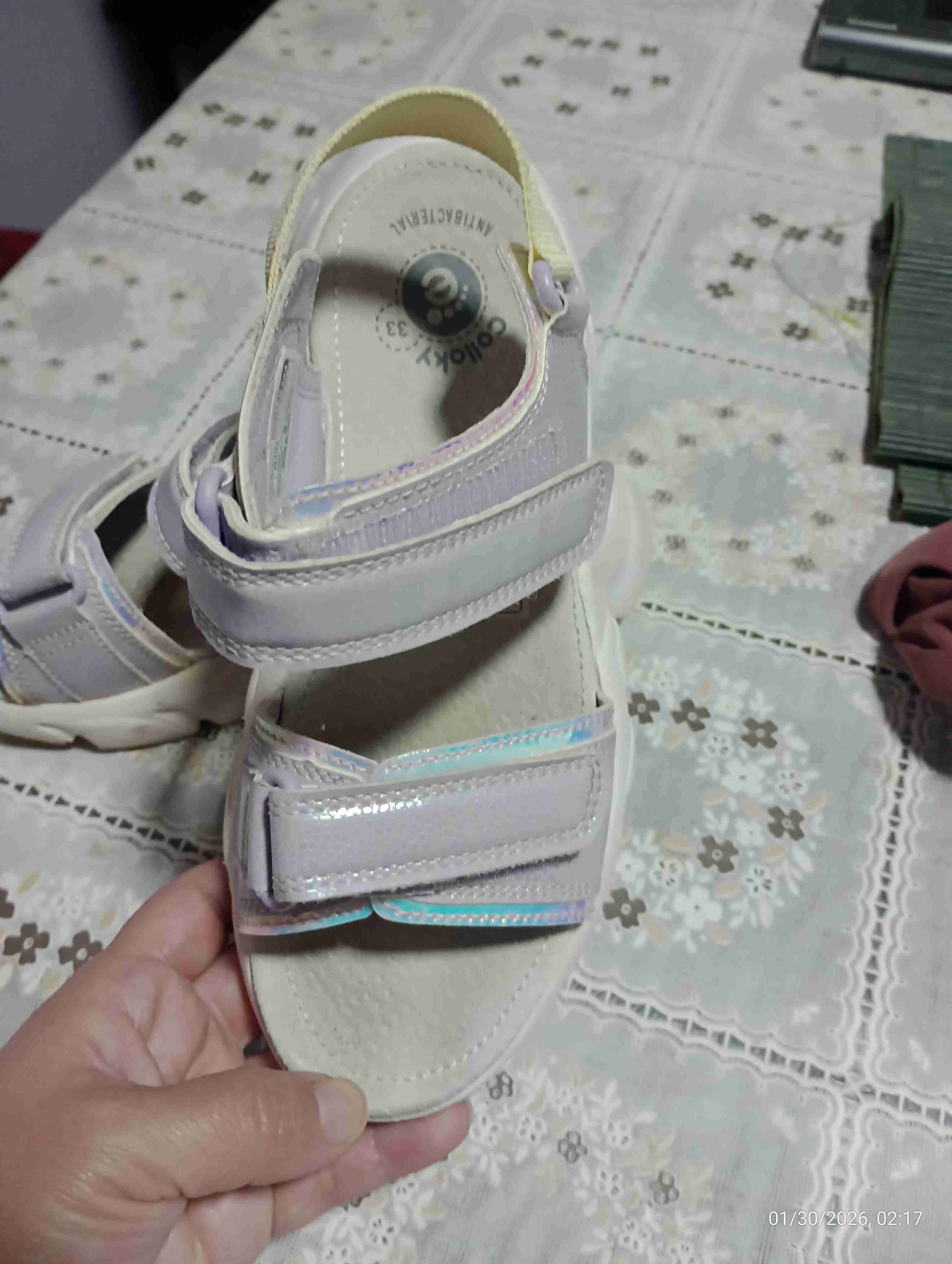 Sandalias lilas  con velcro ajustable - miniatura 1