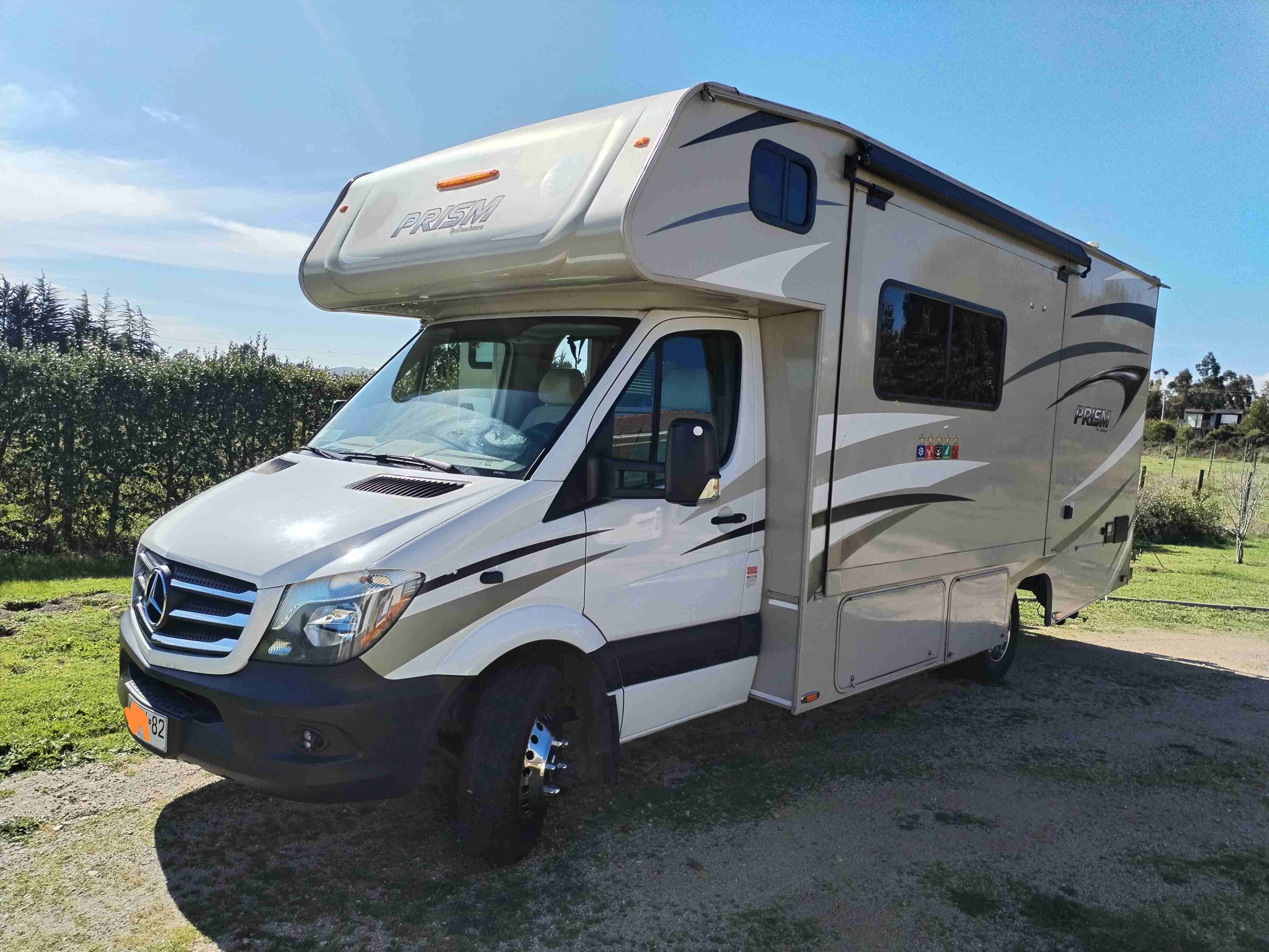 Motorhome Prism Mercedes-Benz - miniatura 1