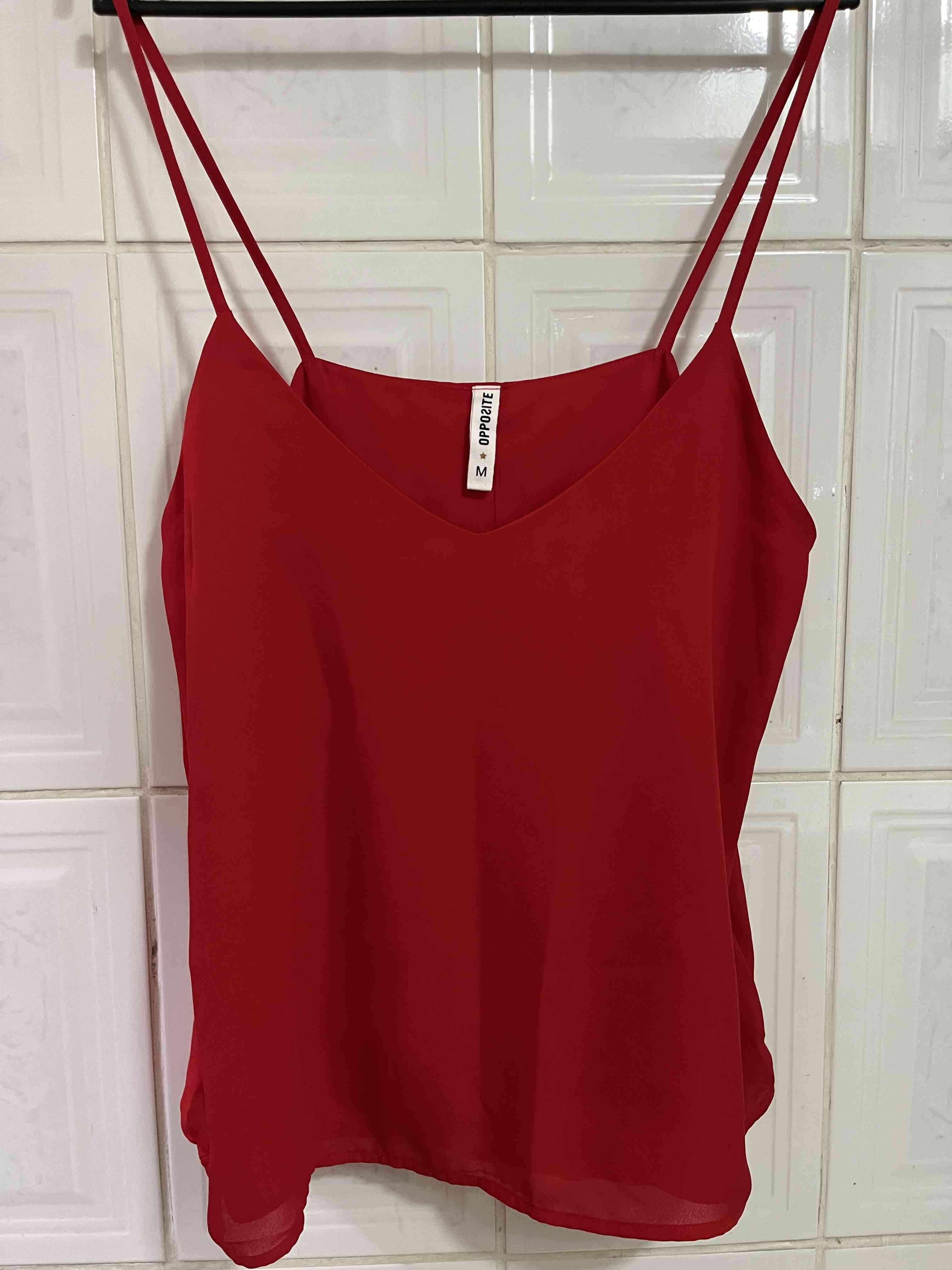 Polera roja tirantes opposite talla M - miniatura 1