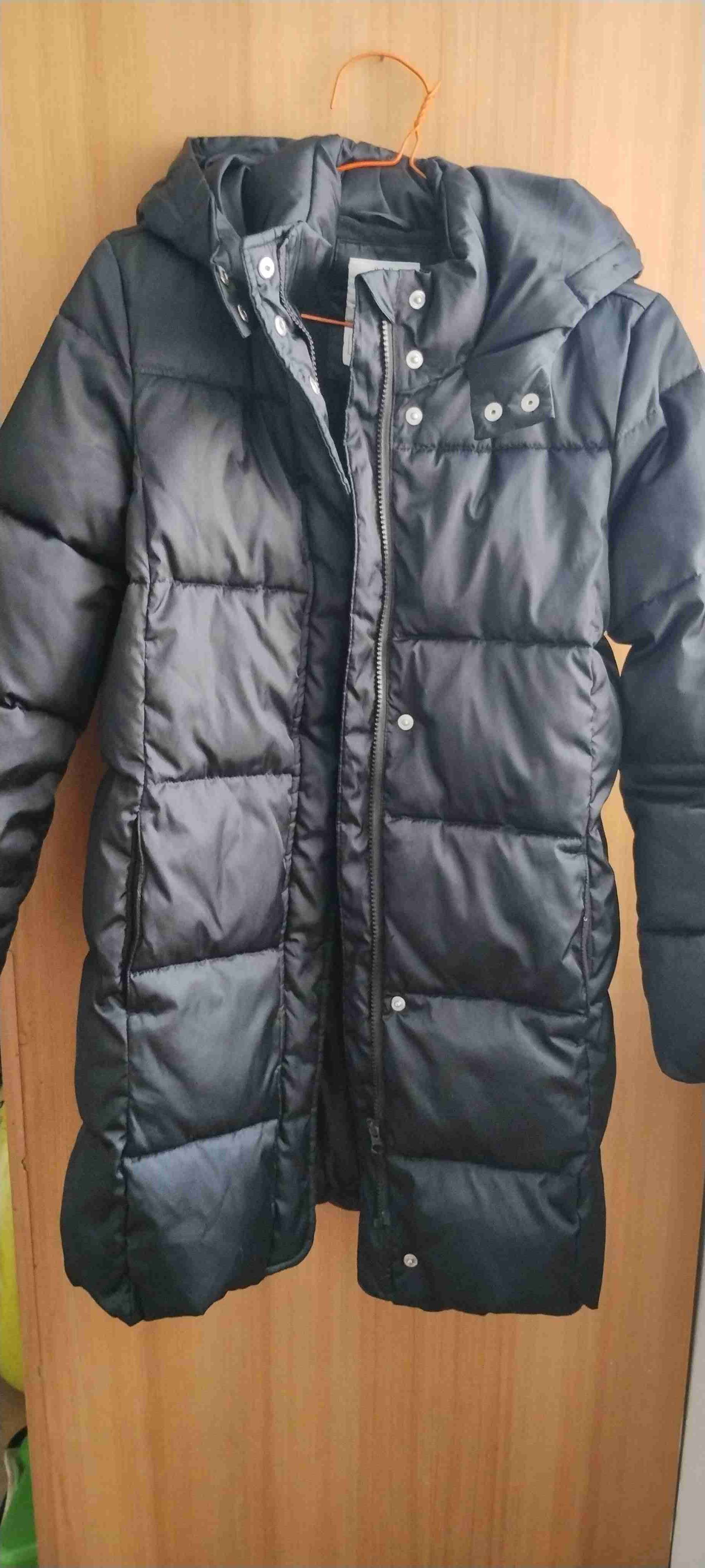 Parka negra con capucha - miniatura 1