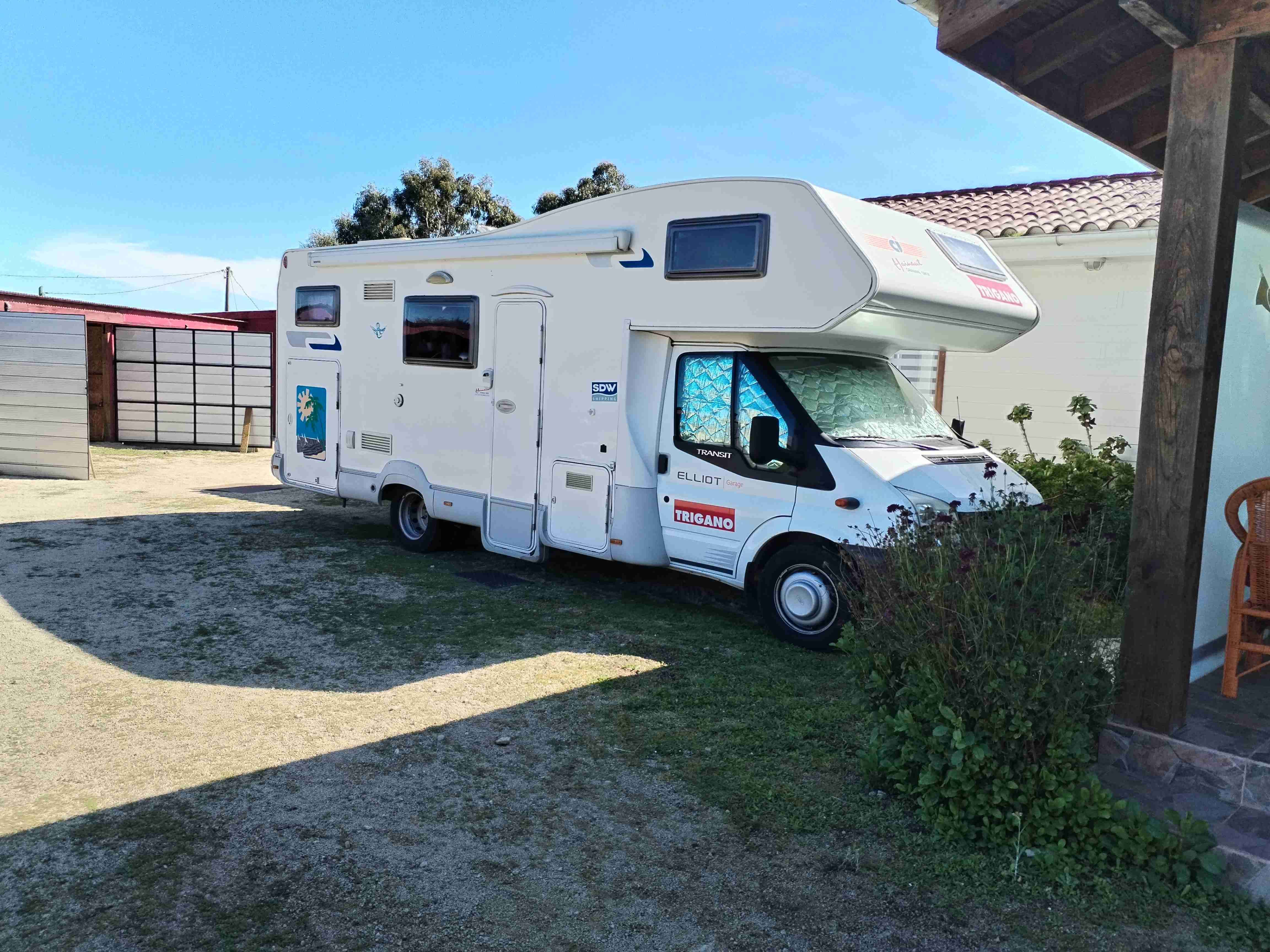 Motorhome Trigano blanca - miniatura 4