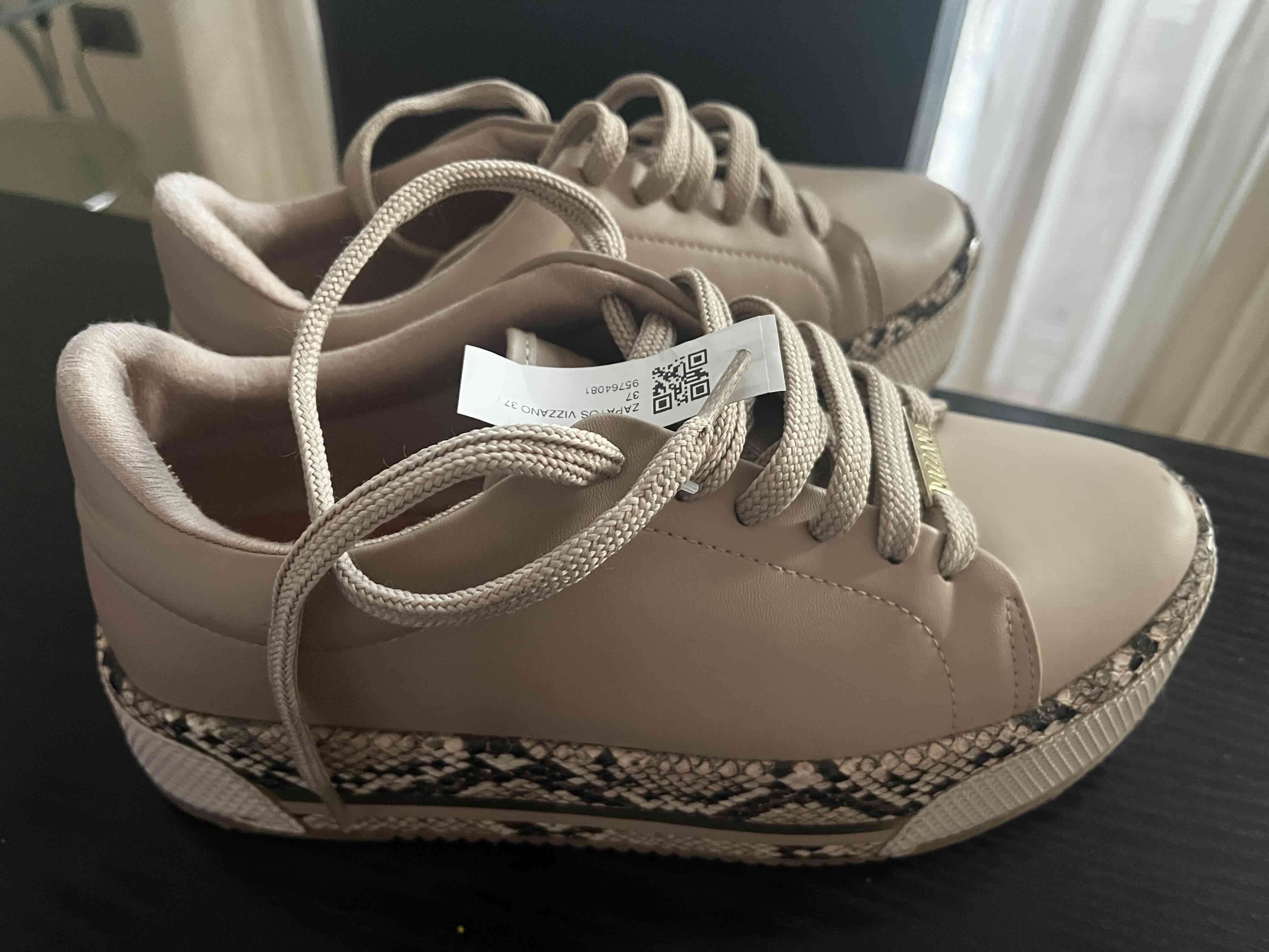 Zapatillas beige con estampado - miniatura 4