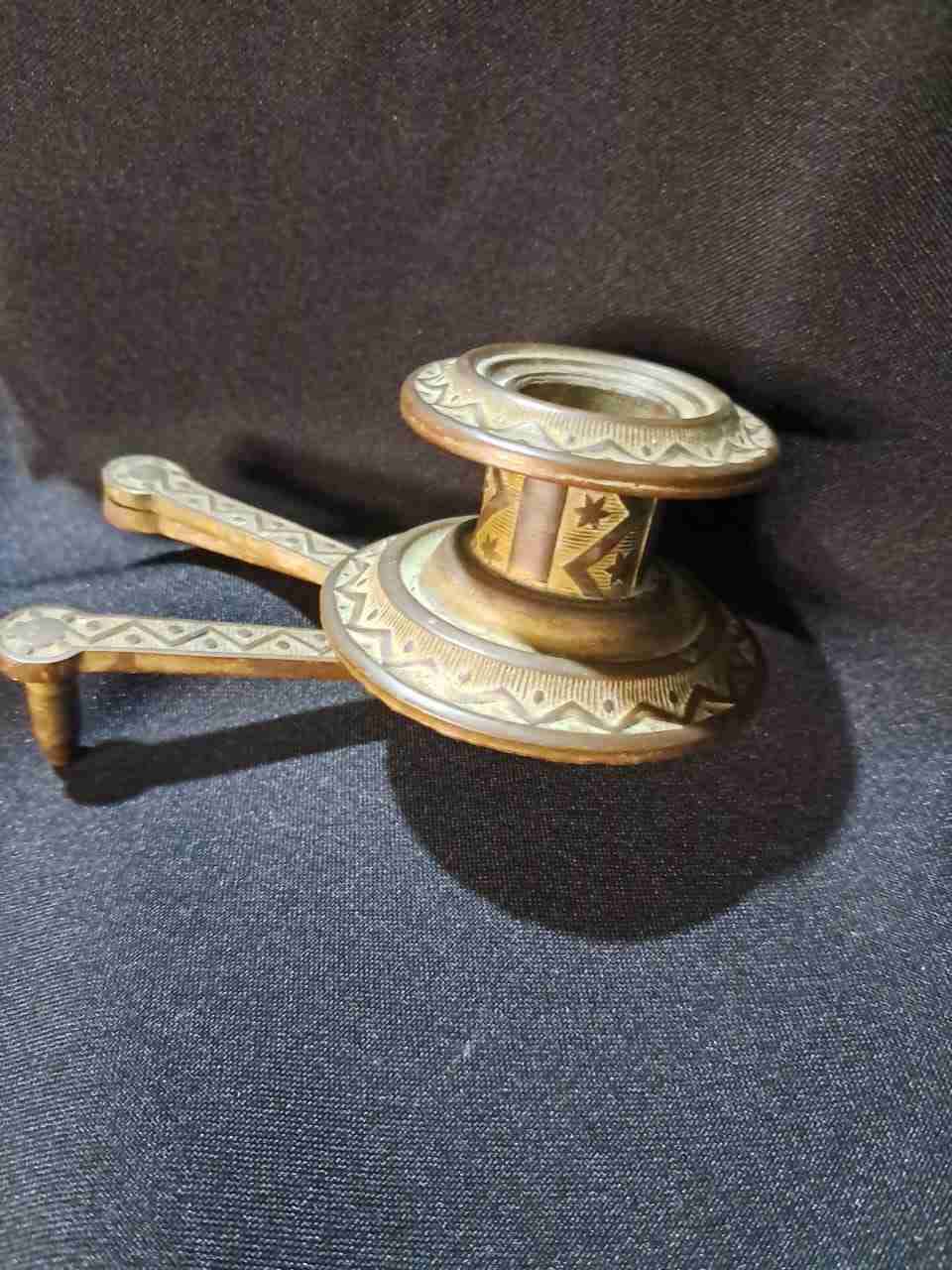 Candelabro metálico decorativo - miniatura 3