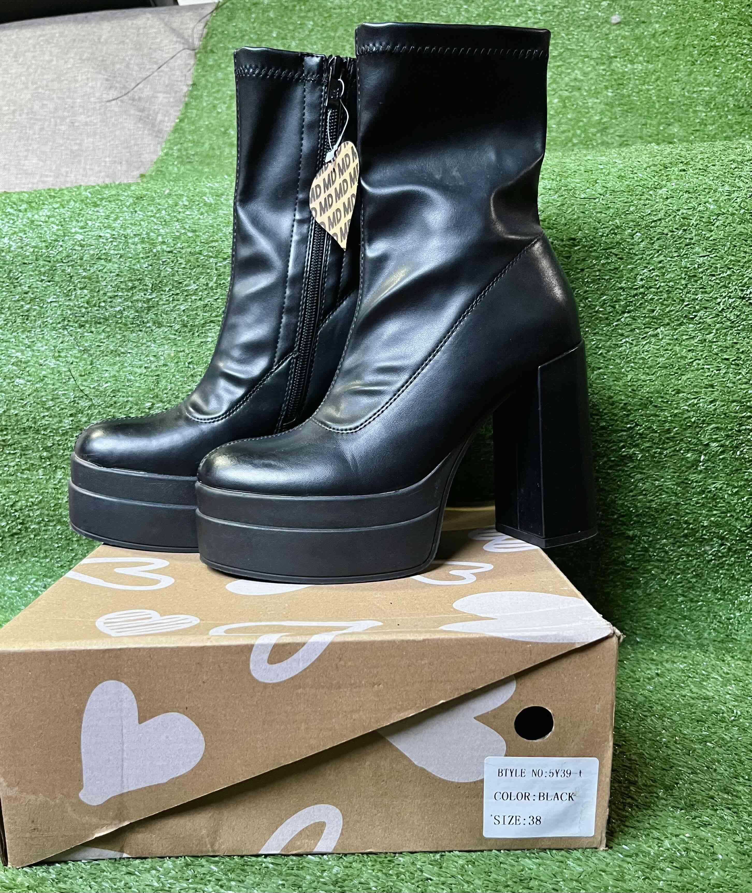 Botas tipo Cmoran - 1