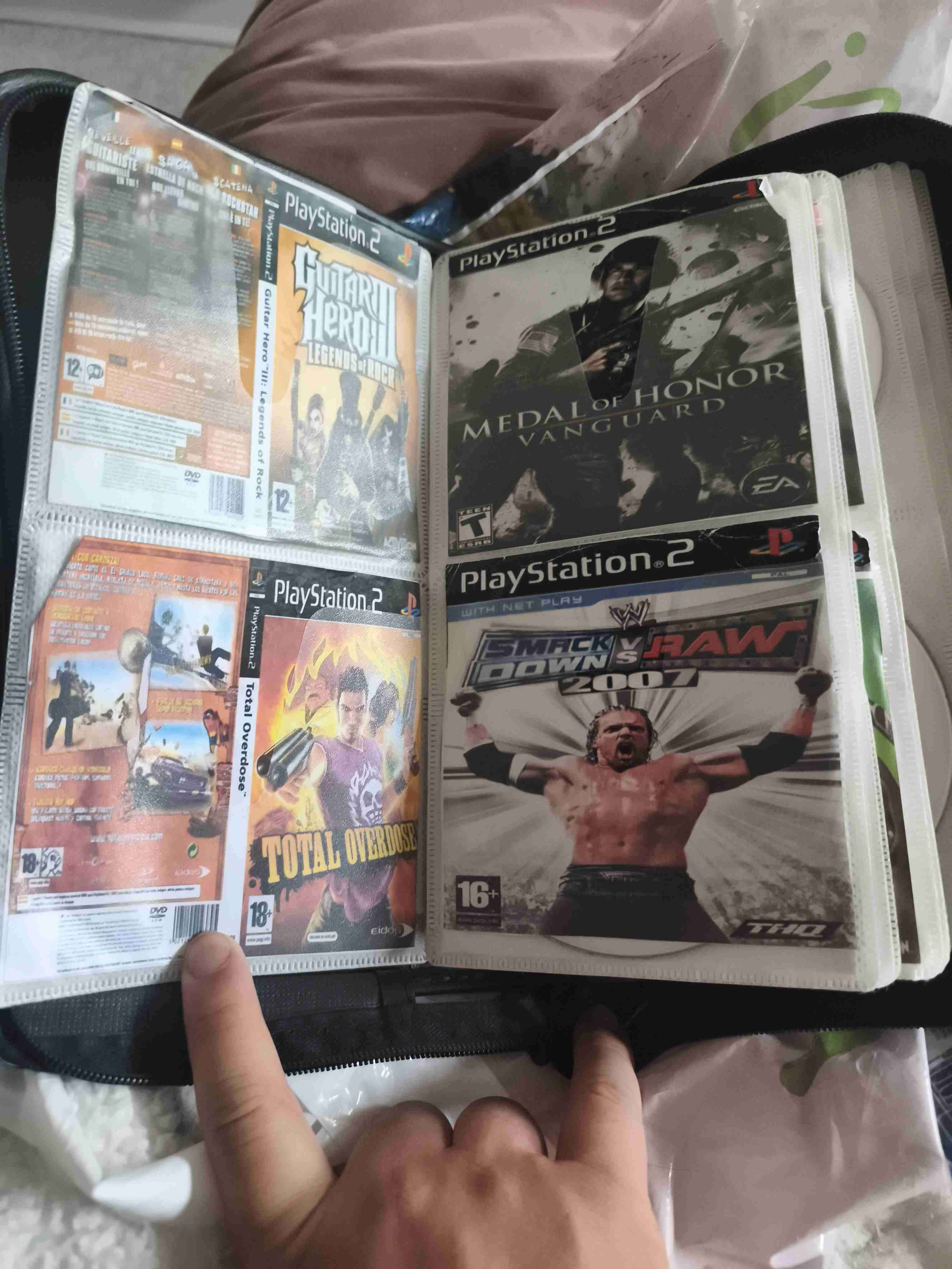 Juegos de PlayStation 2 en carpeta - 1