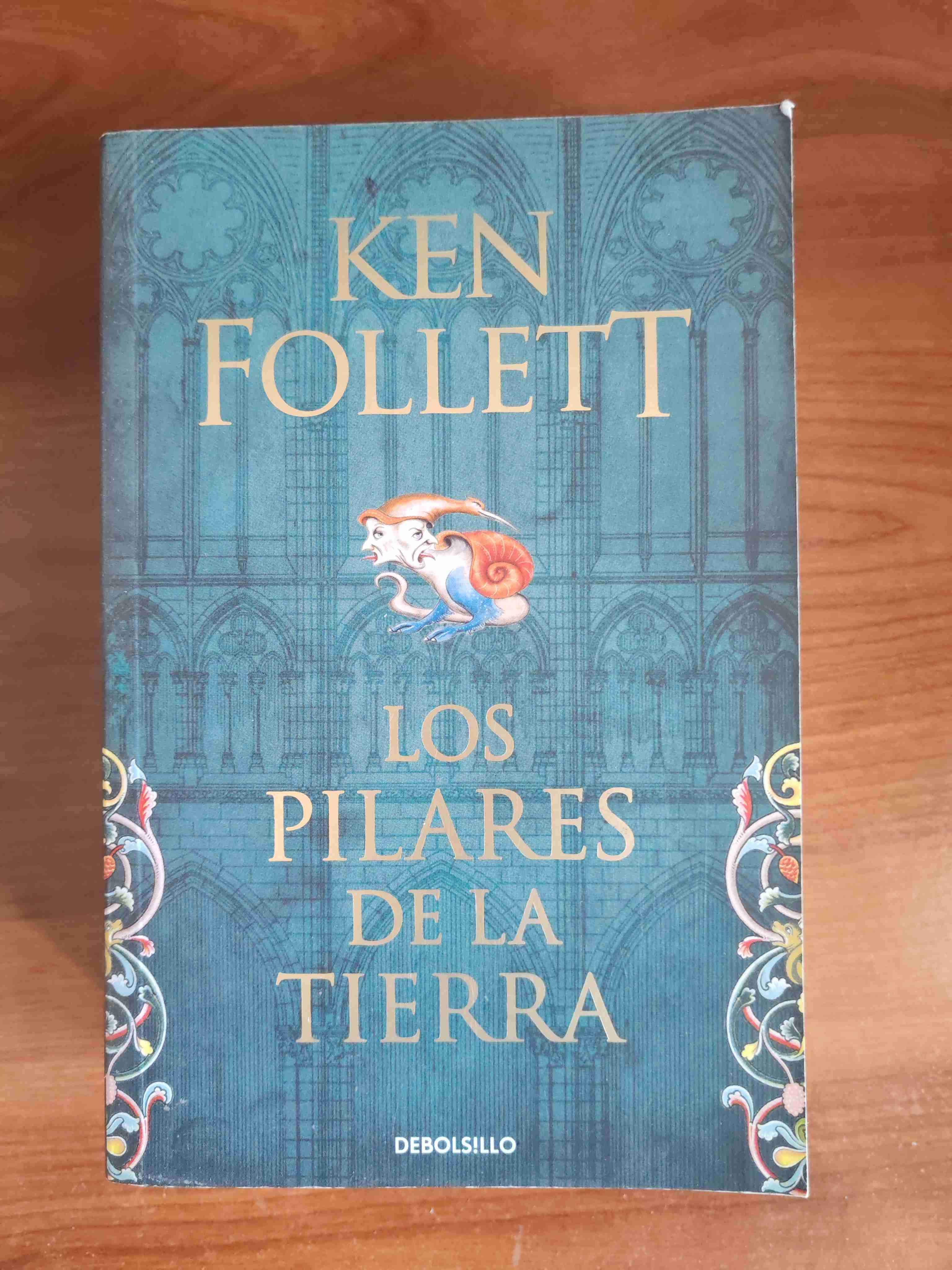 Libro 'Los Pilares de la Tierra' de Ken Follett - 1