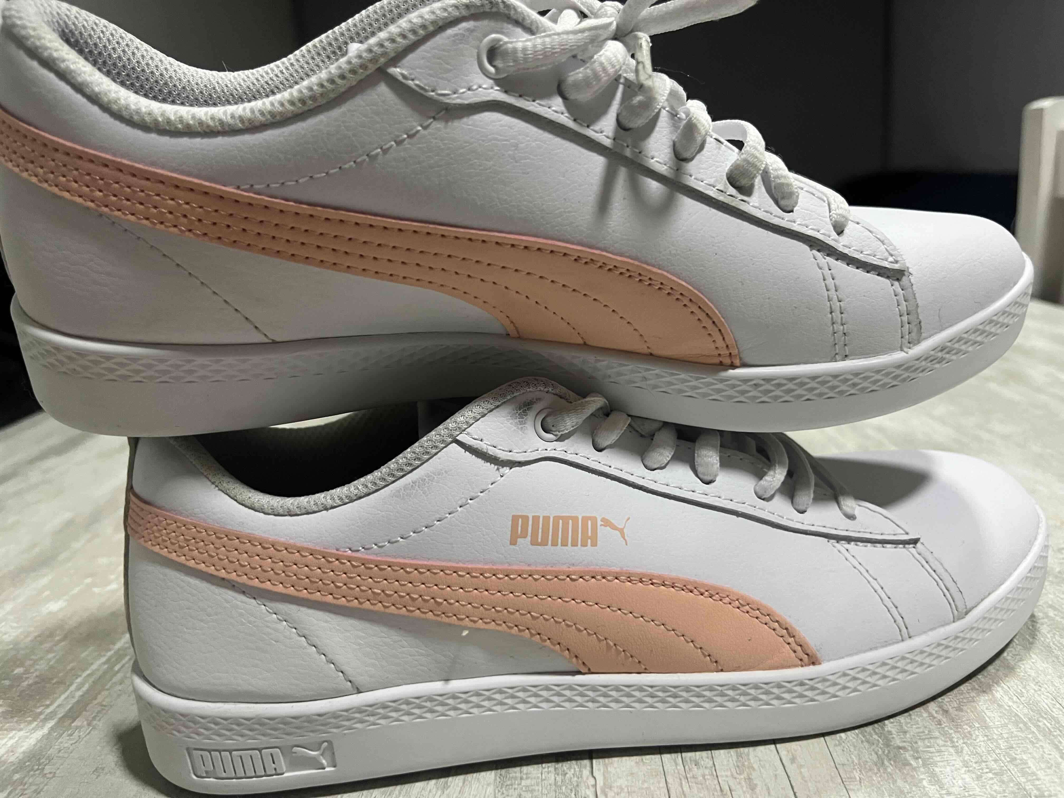 Zapatillas Puma blancas y rosadas - 3