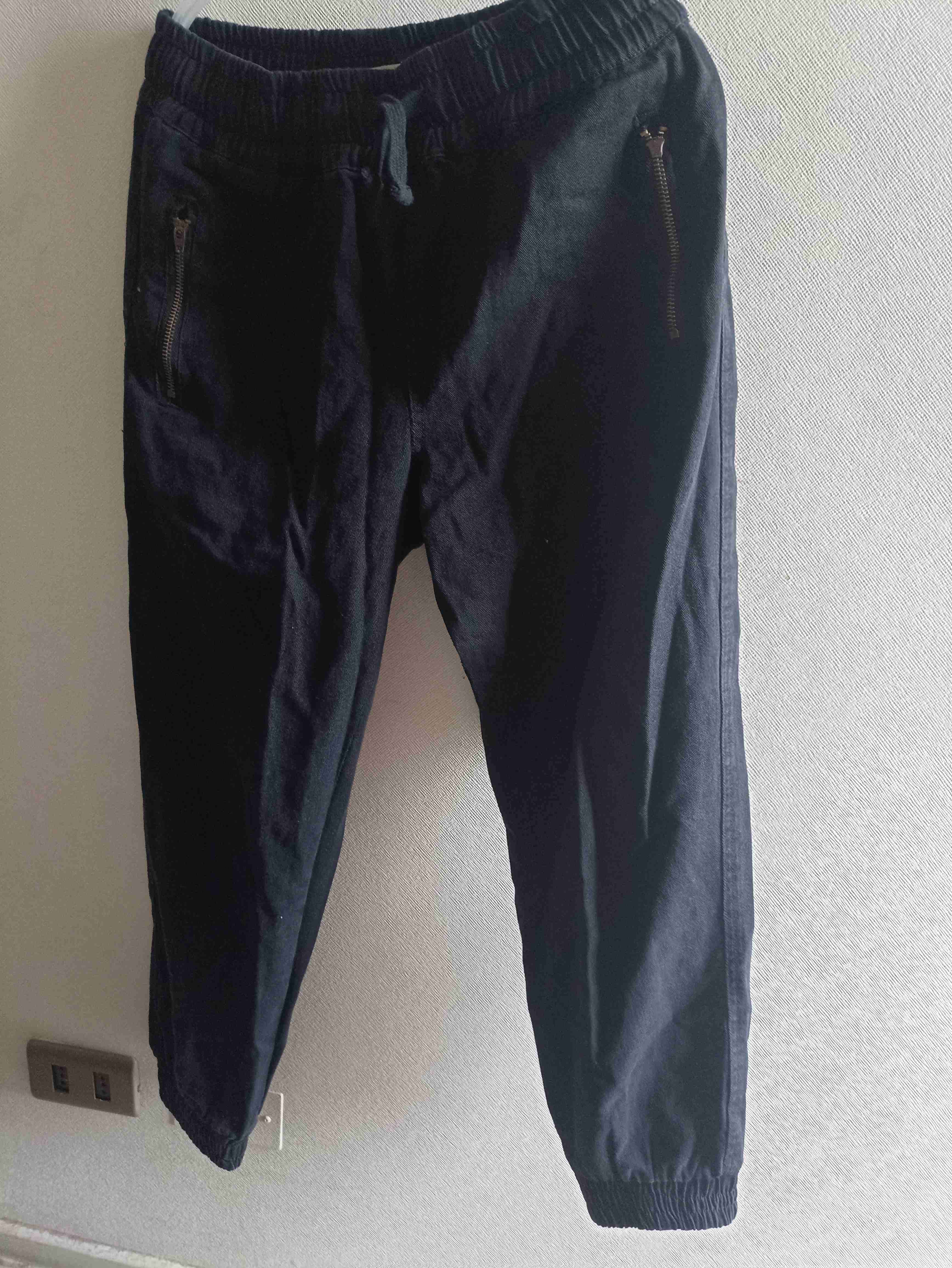 Pantalones negros con cierre - 3