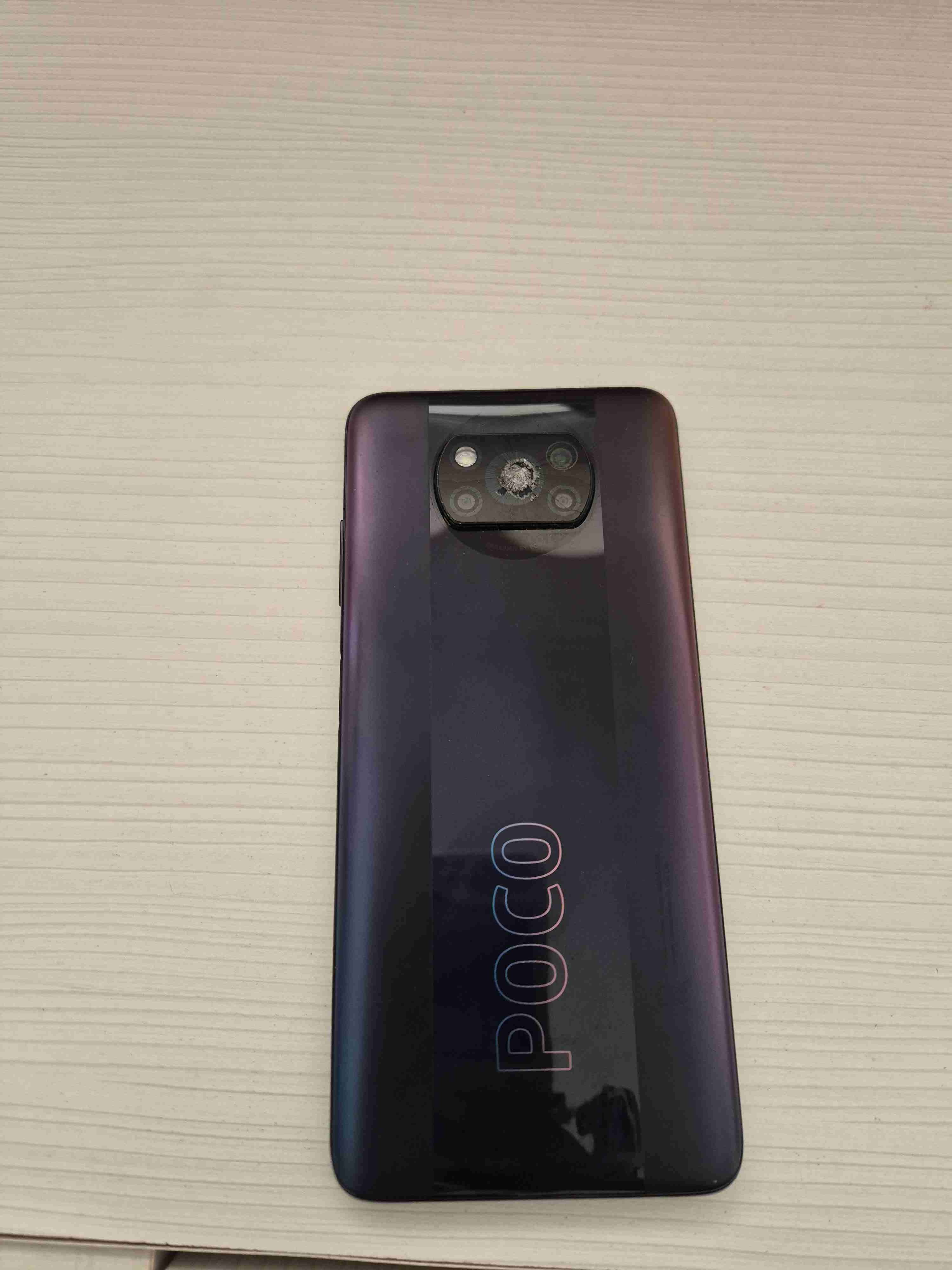 Celular POCO con cámara rota - miniatura 1