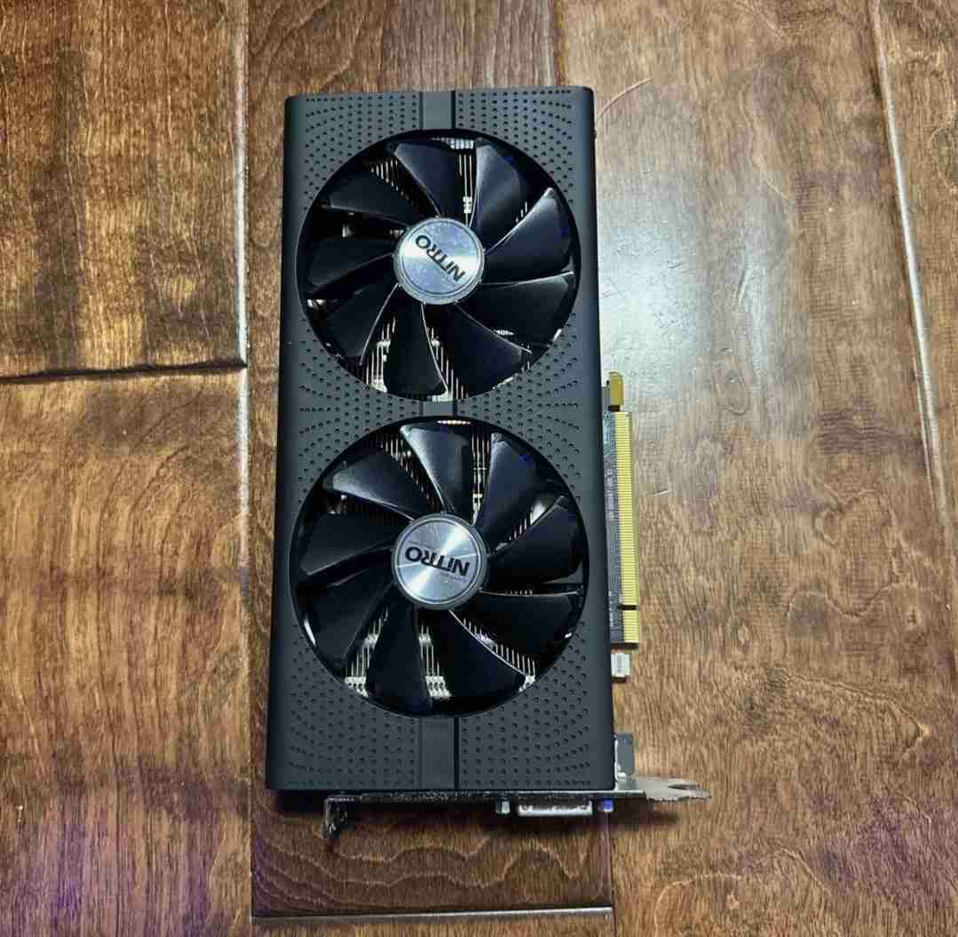 Tarjeta gráfica Nitro RX 480 - miniatura 1