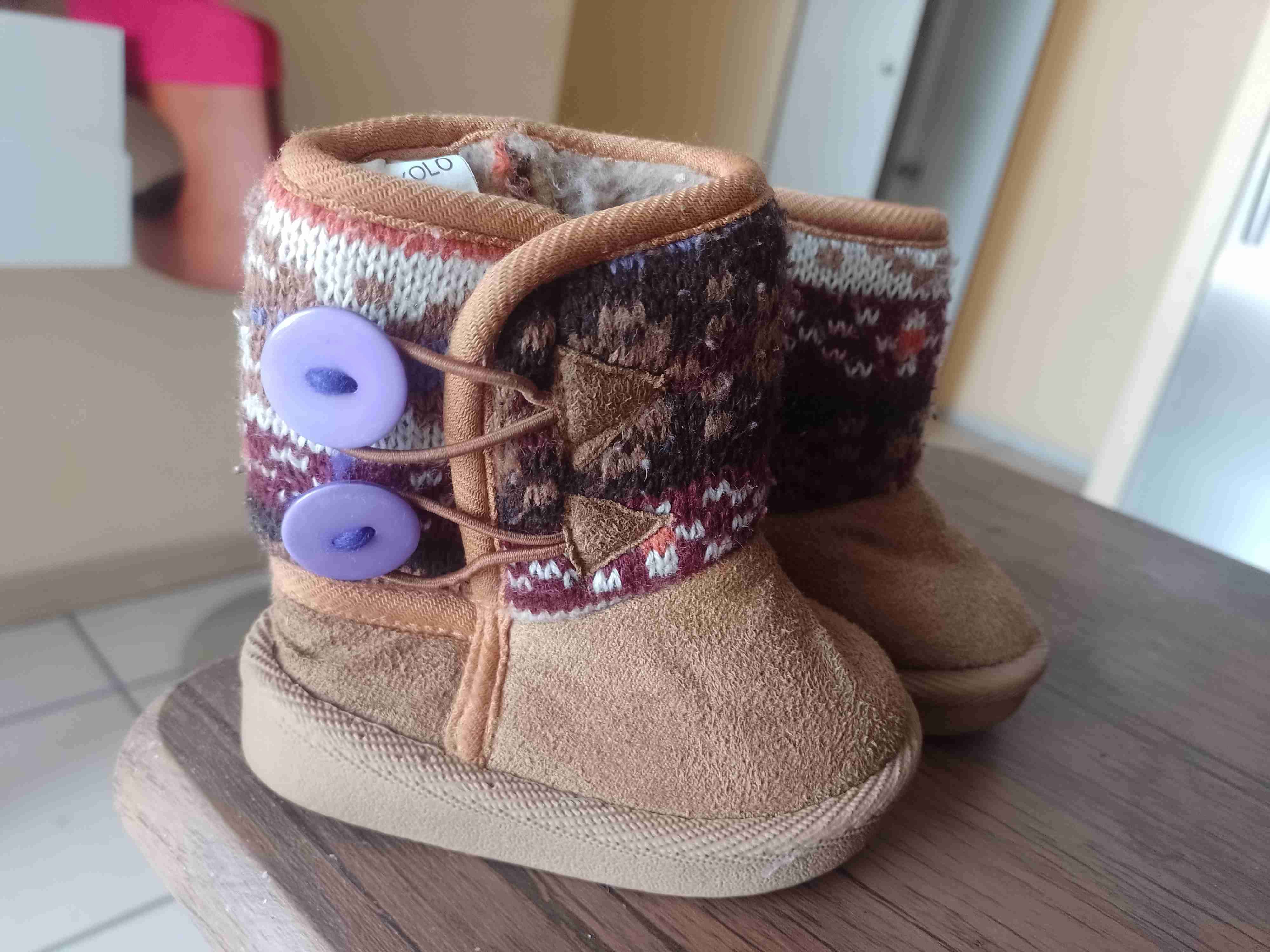 Botas de niño pequeñas - miniatura 3