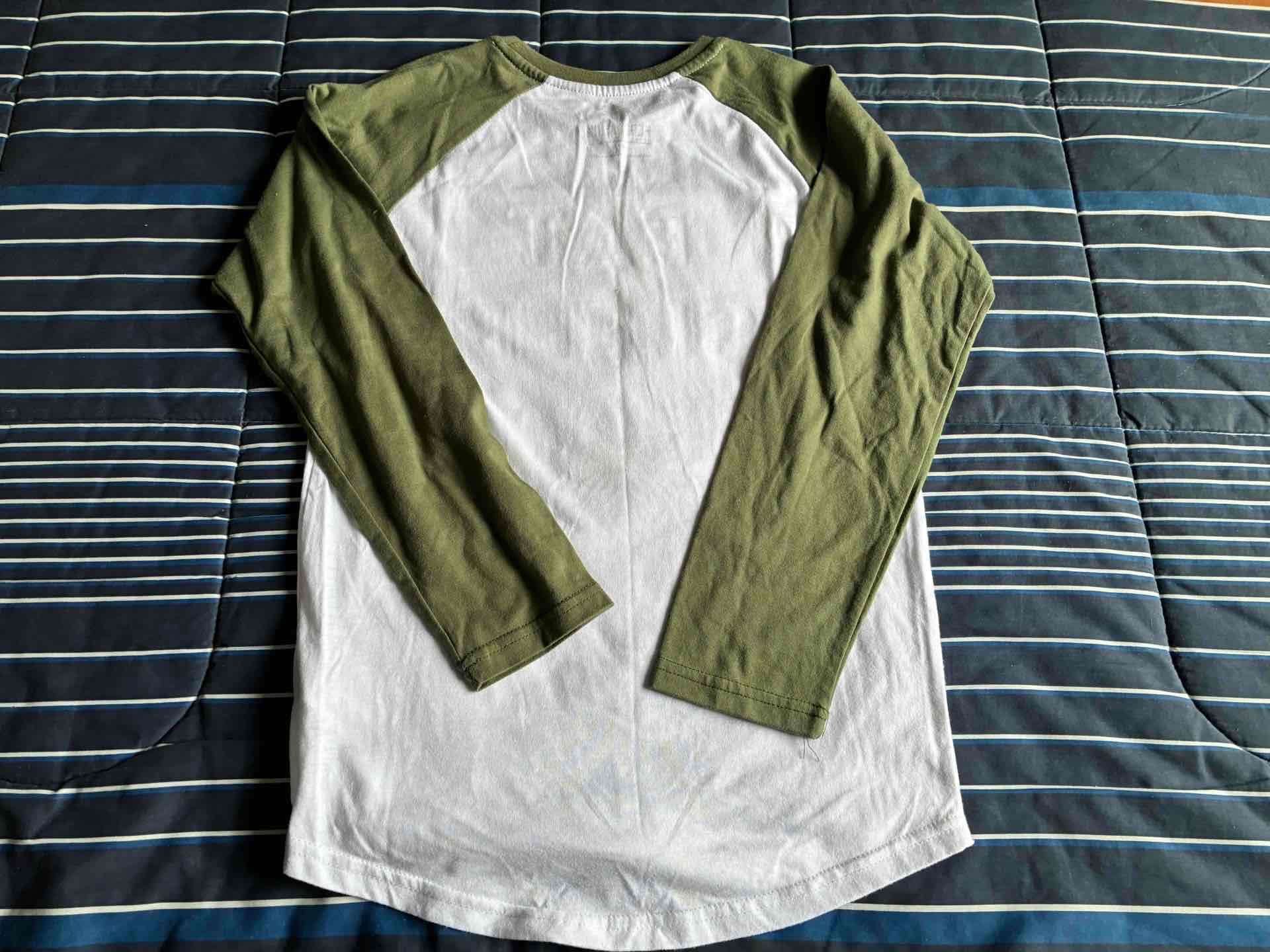 Polera niño, marca Federation, talla 12 - miniatura 2