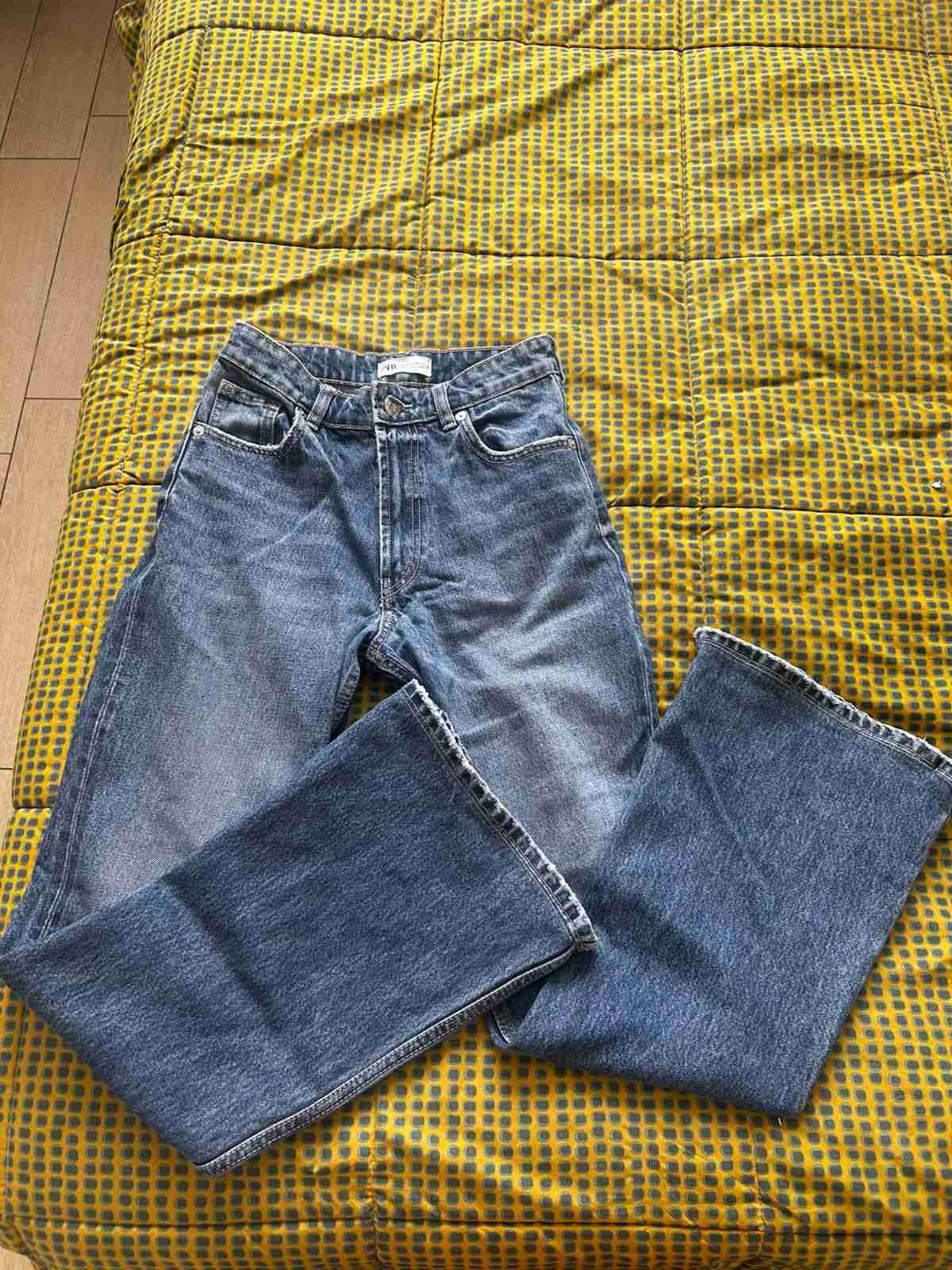 Jeans azul claro de mujer. - 1