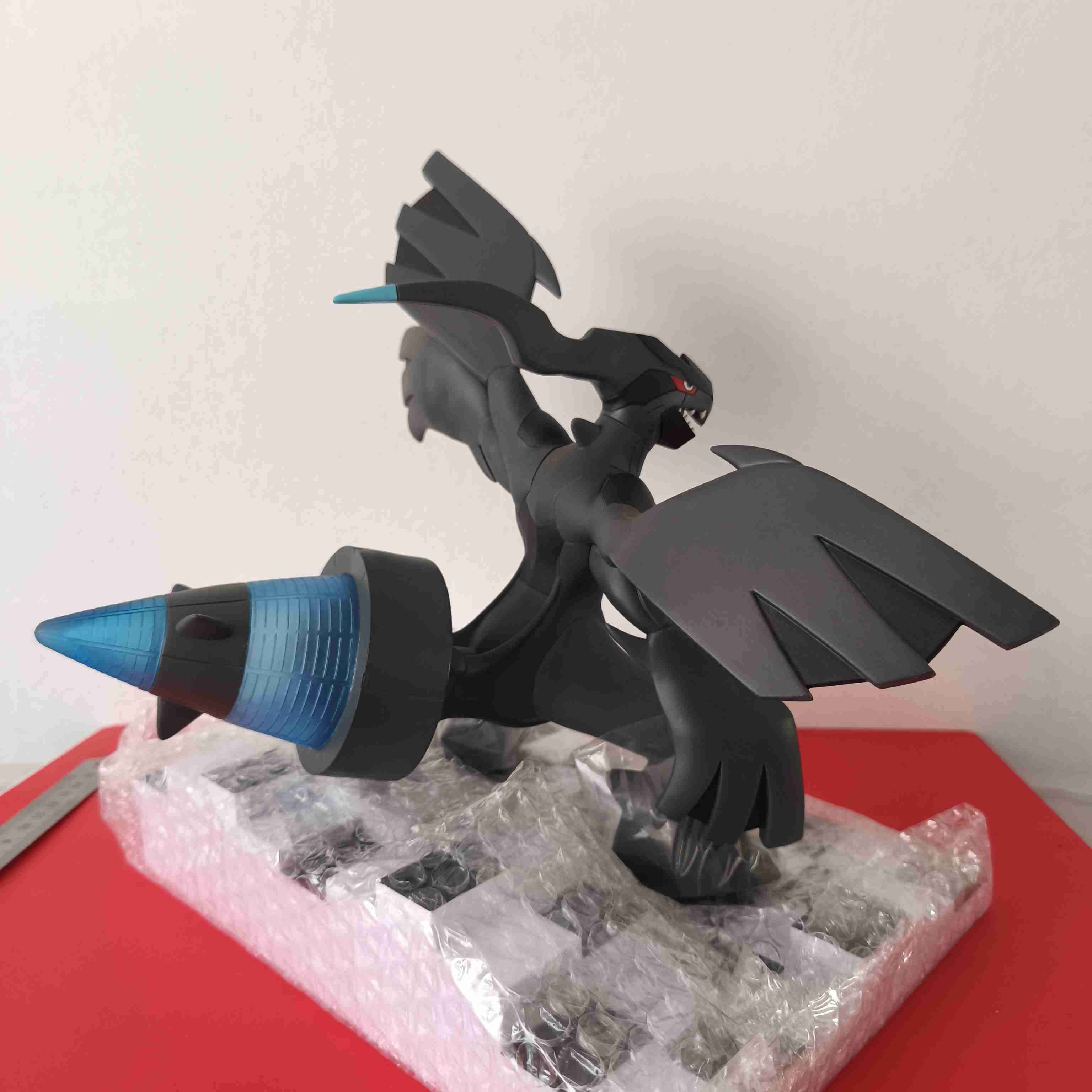 Figura coleccionable Zekrom - 5